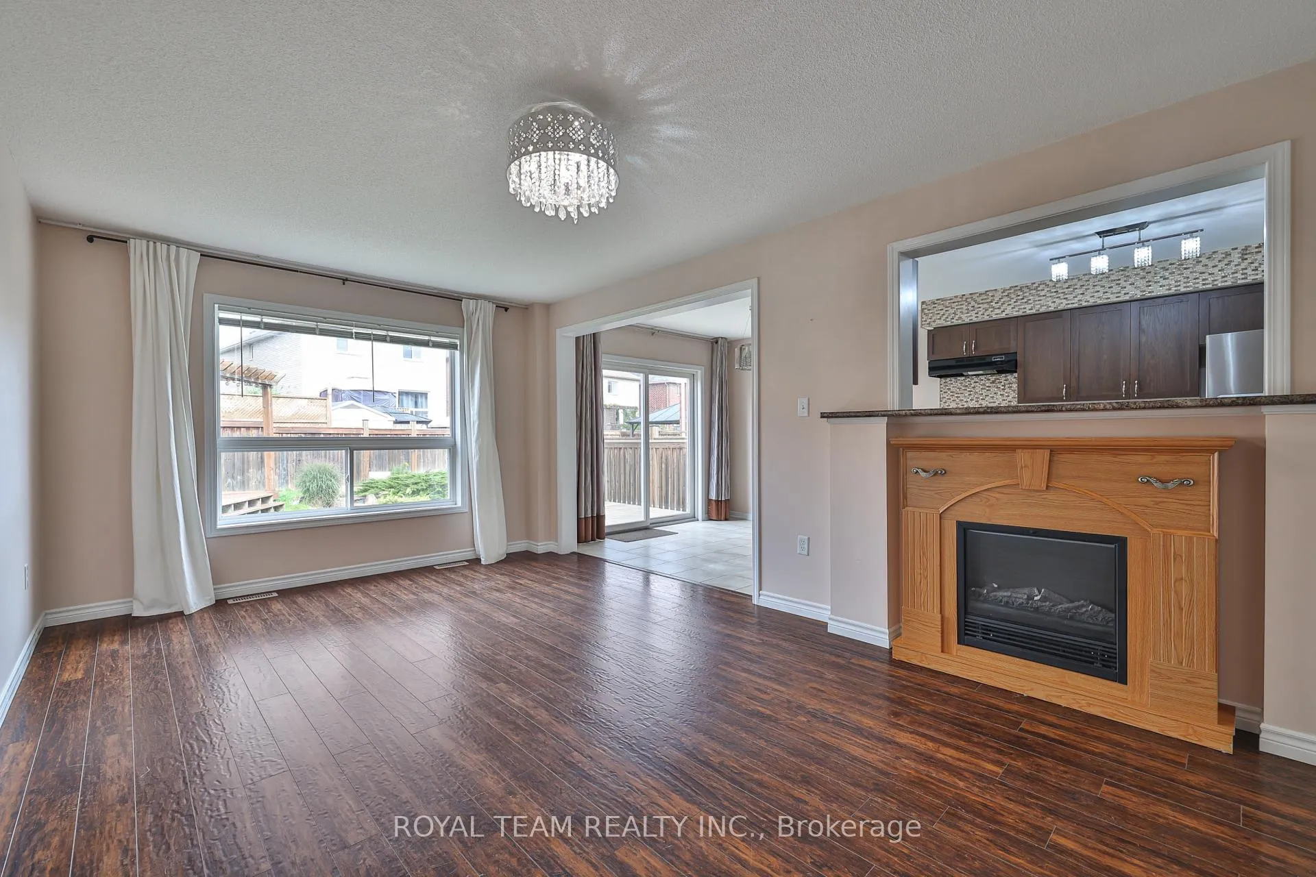 Photo 8 of 1398 Hunter Street, Innisfil, Alcona — HOMEH