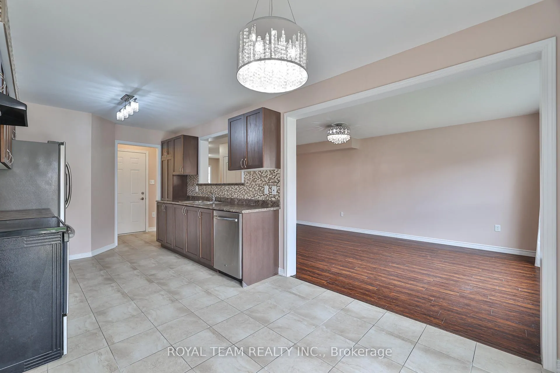 Photo 12 of 1398 Hunter Street, Innisfil, Alcona — HOMEH