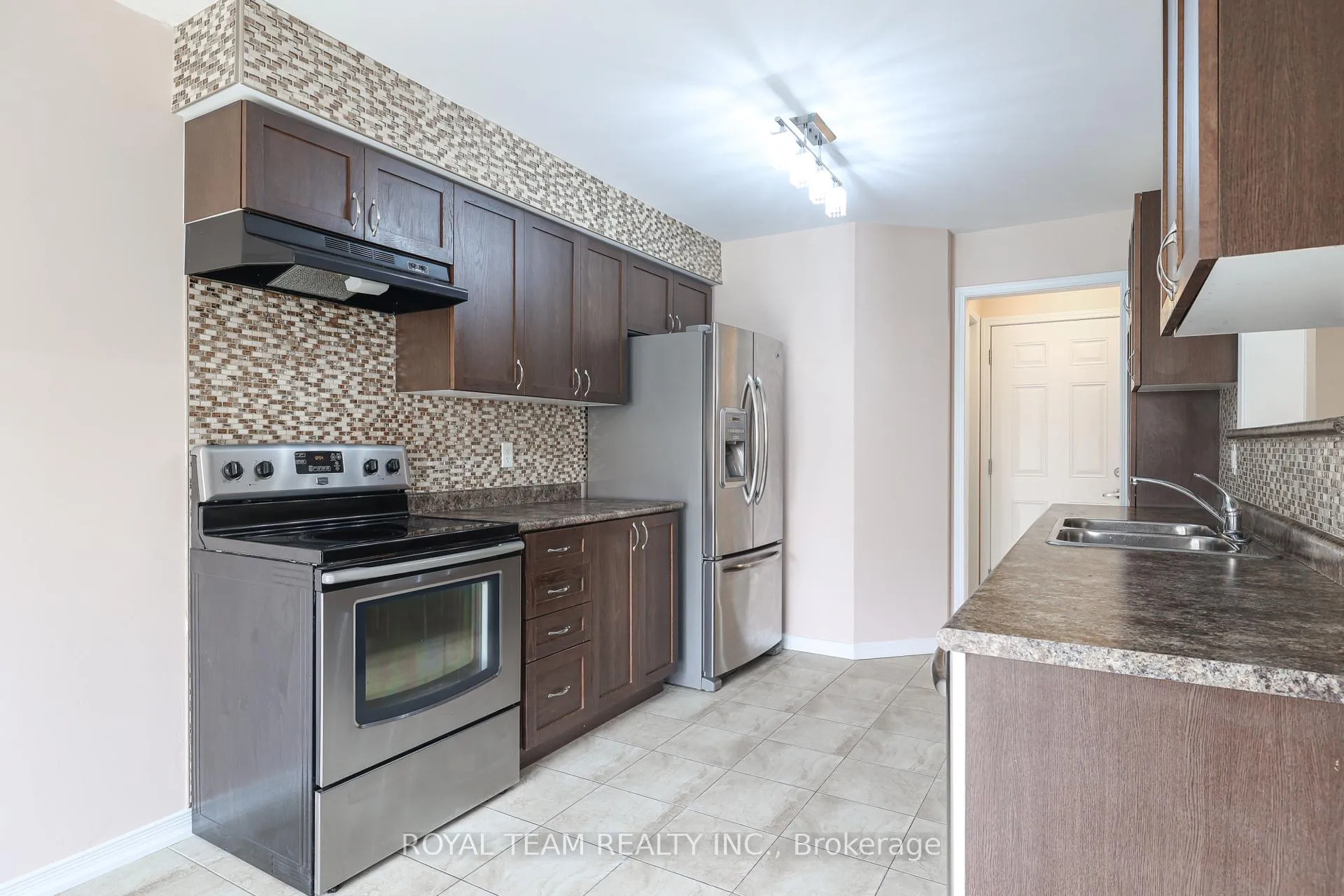 Photo 14 of 1398 Hunter Street, Innisfil, Alcona — HOMEH