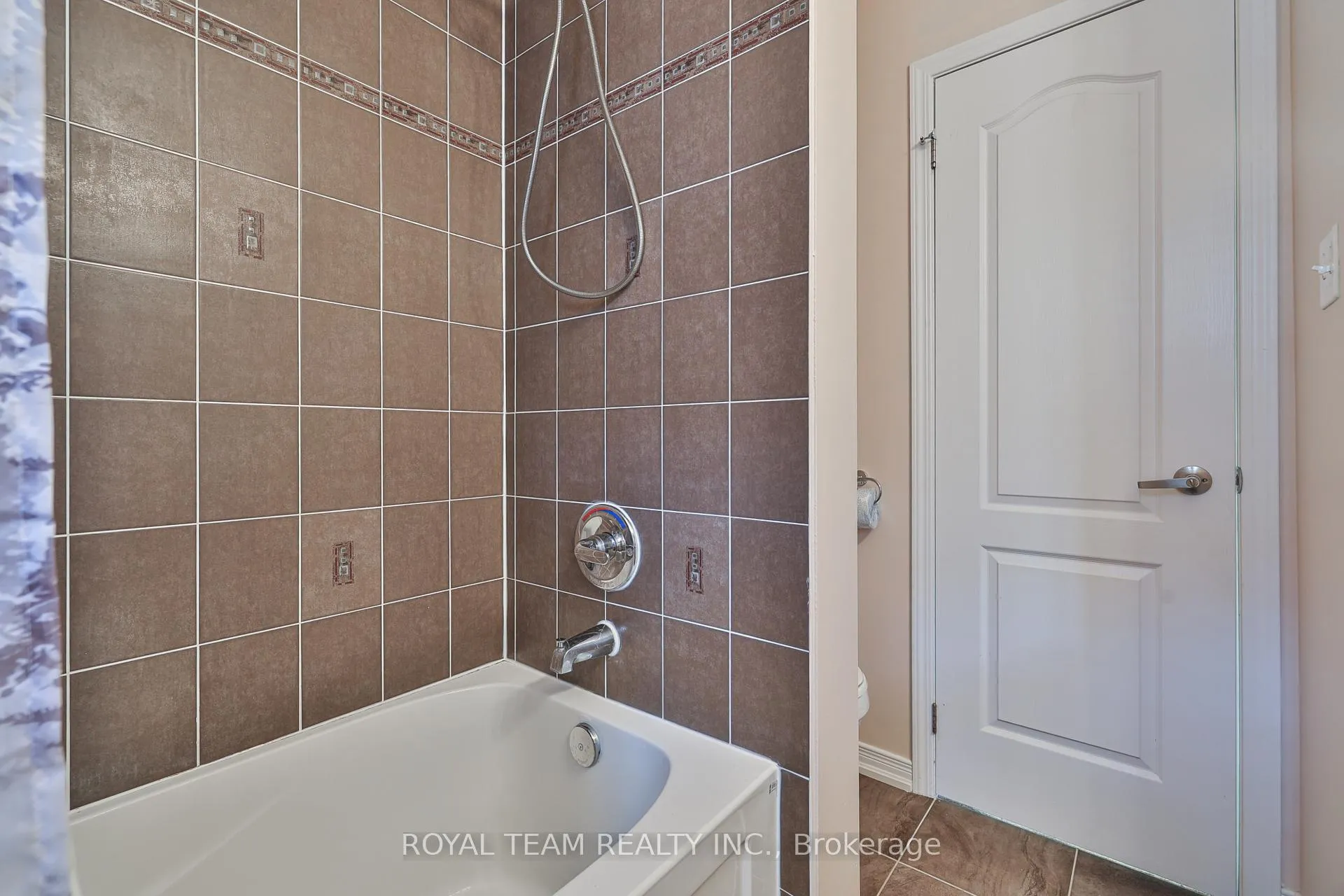 Photo 38 of 1398 Hunter Street, Innisfil, Alcona — HOMEH