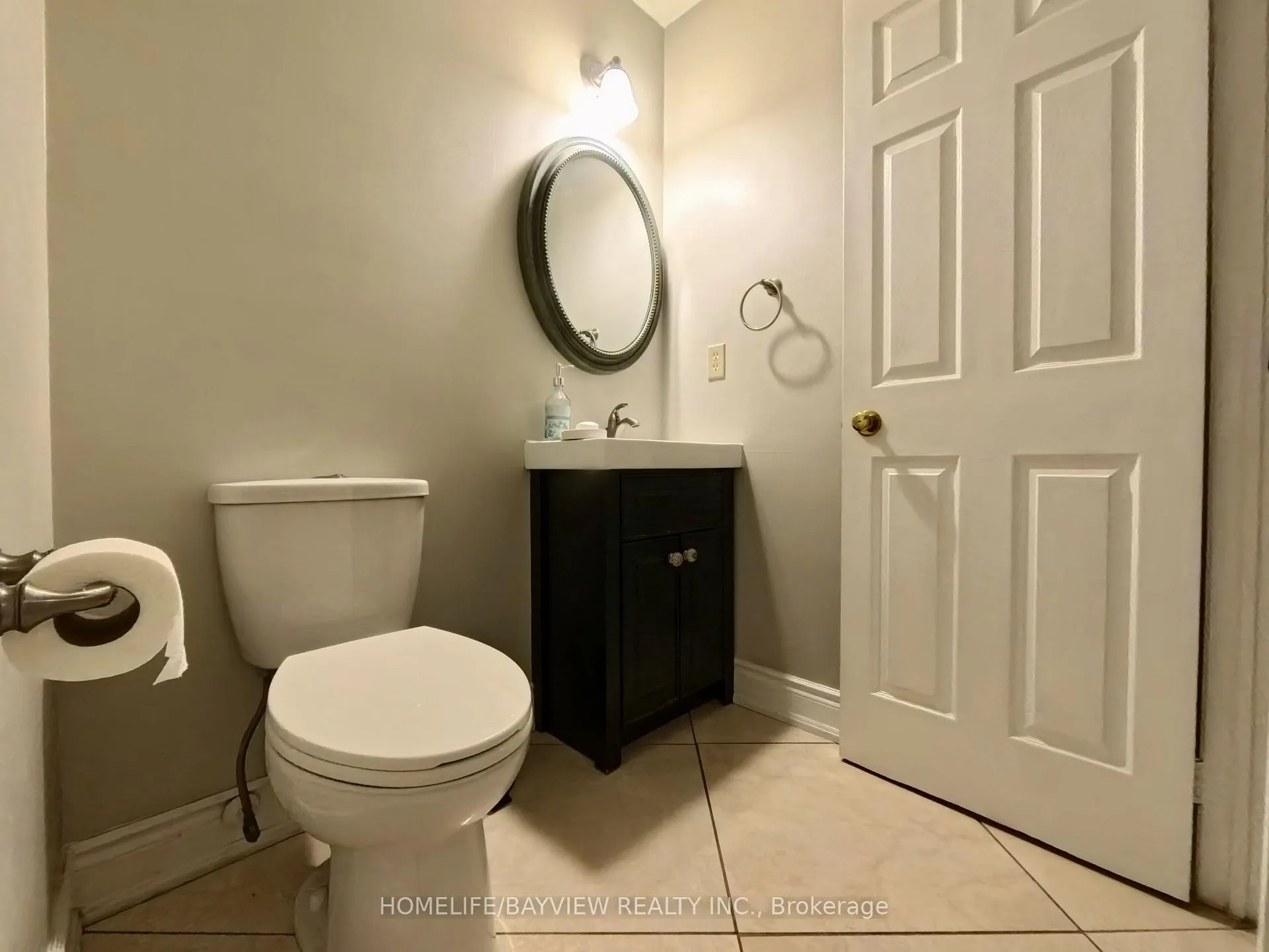 Photo 16 of 22 Baycroft Lane, Aurora, Aurora Heights — HOMEH
