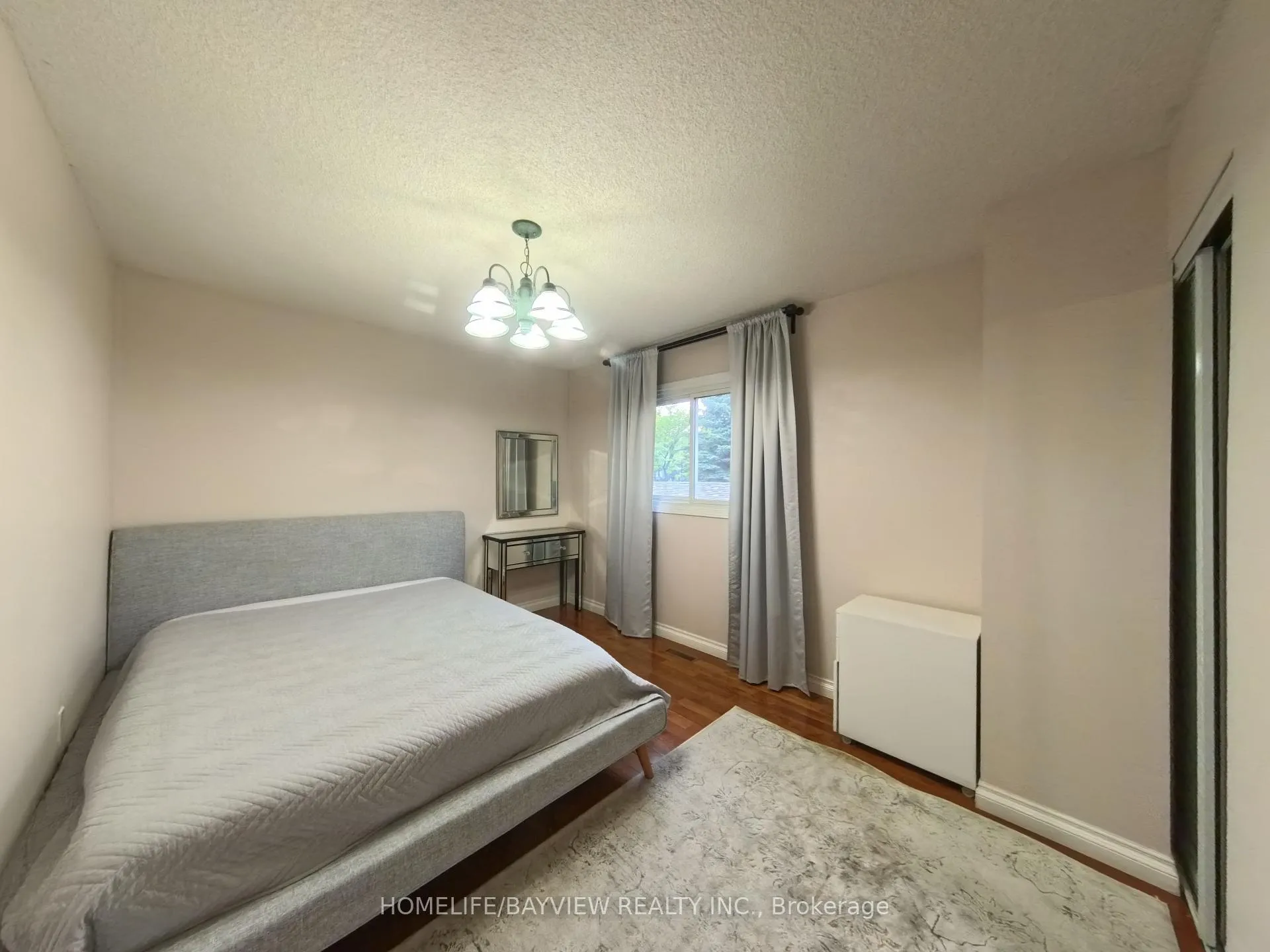 Photo 27 of 22 Baycroft Lane, Aurora, Aurora Heights — HOMEH