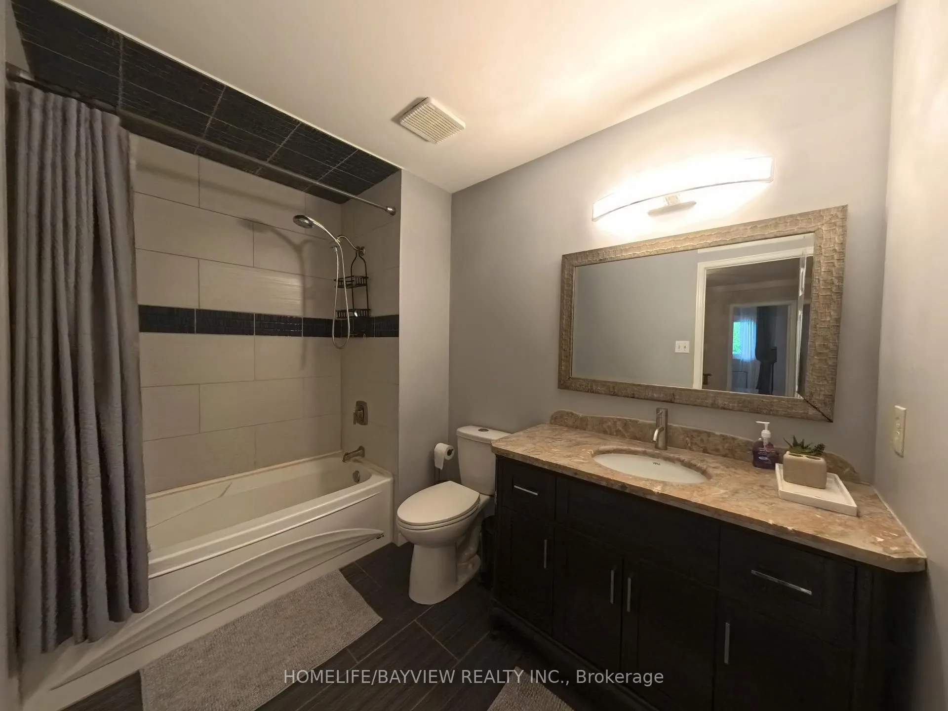 Photo 31 of 22 Baycroft Lane, Aurora, Aurora Heights — HOMEH