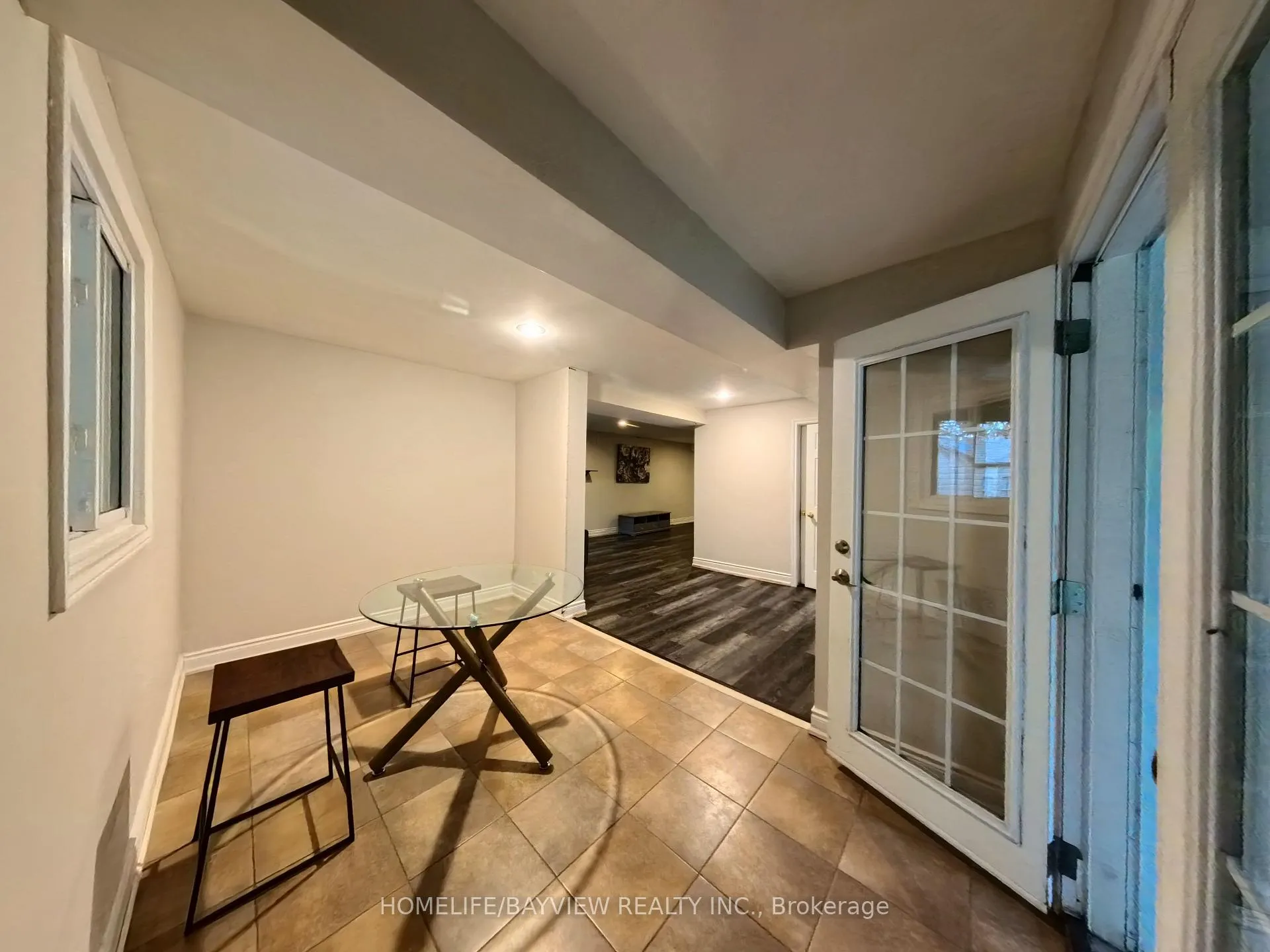 Photo 33 of 22 Baycroft Lane, Aurora, Aurora Heights — HOMEH