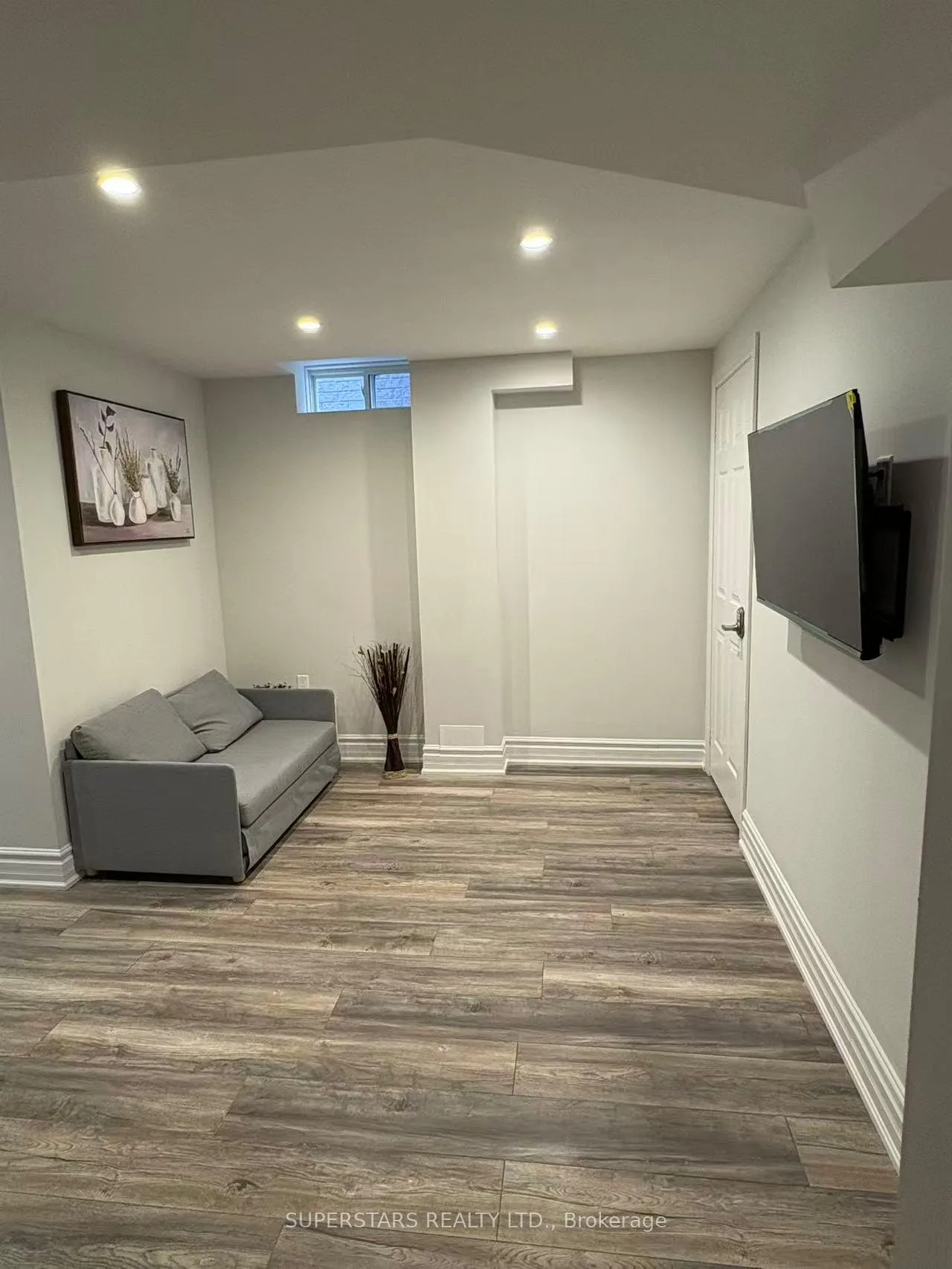 Photo 4 of Unit Bsmt, 11 Bloom Street, Markham, Cornell — HOMEH