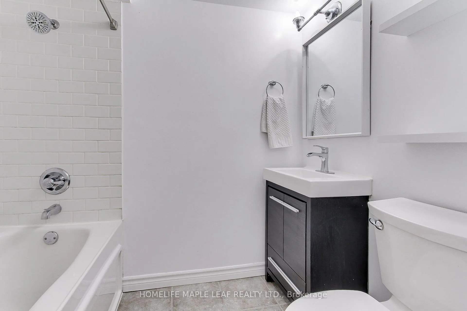 Photo 19 of 716 Yeremi Street, Pickering, West Shore — HOMEH