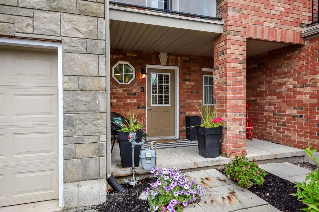 Photo 2 of Unit 3, 49 Ferndale Drive S, Barrie, Ardagh — HOMEH