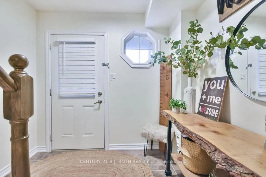 Photo 3 of Unit 3, 49 Ferndale Drive S, Barrie, Ardagh — HOMEH