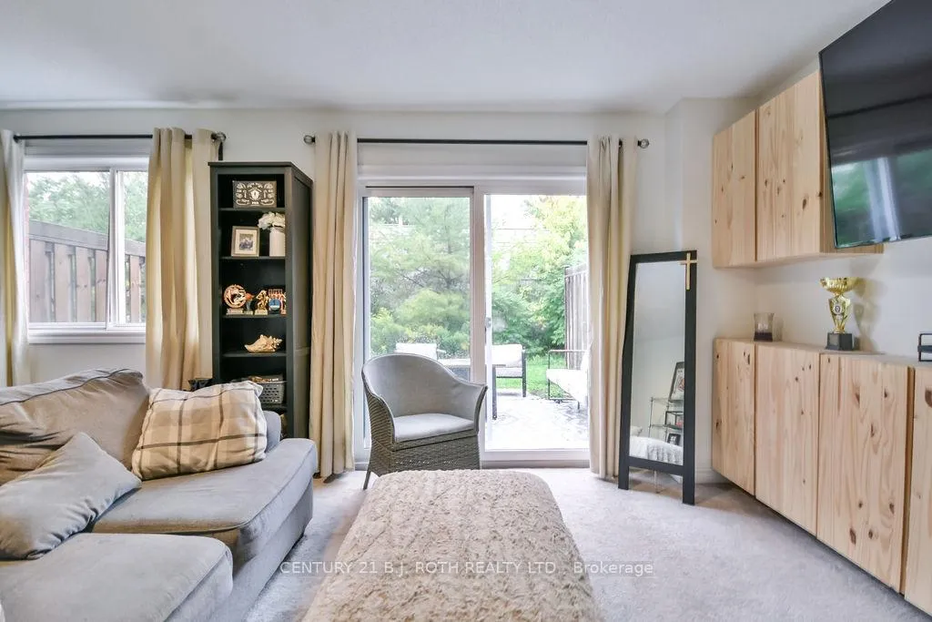 Photo 7 of Unit 3, 49 Ferndale Drive S, Barrie, Ardagh — HOMEH