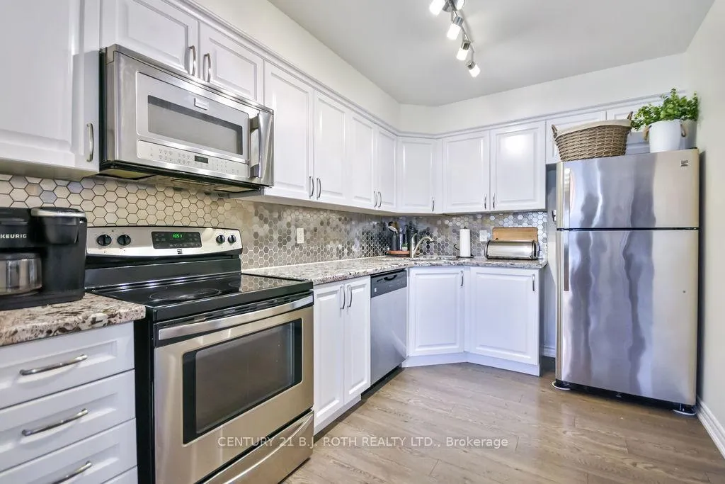 Photo 15 of Unit 3, 49 Ferndale Drive S, Barrie, Ardagh — HOMEH