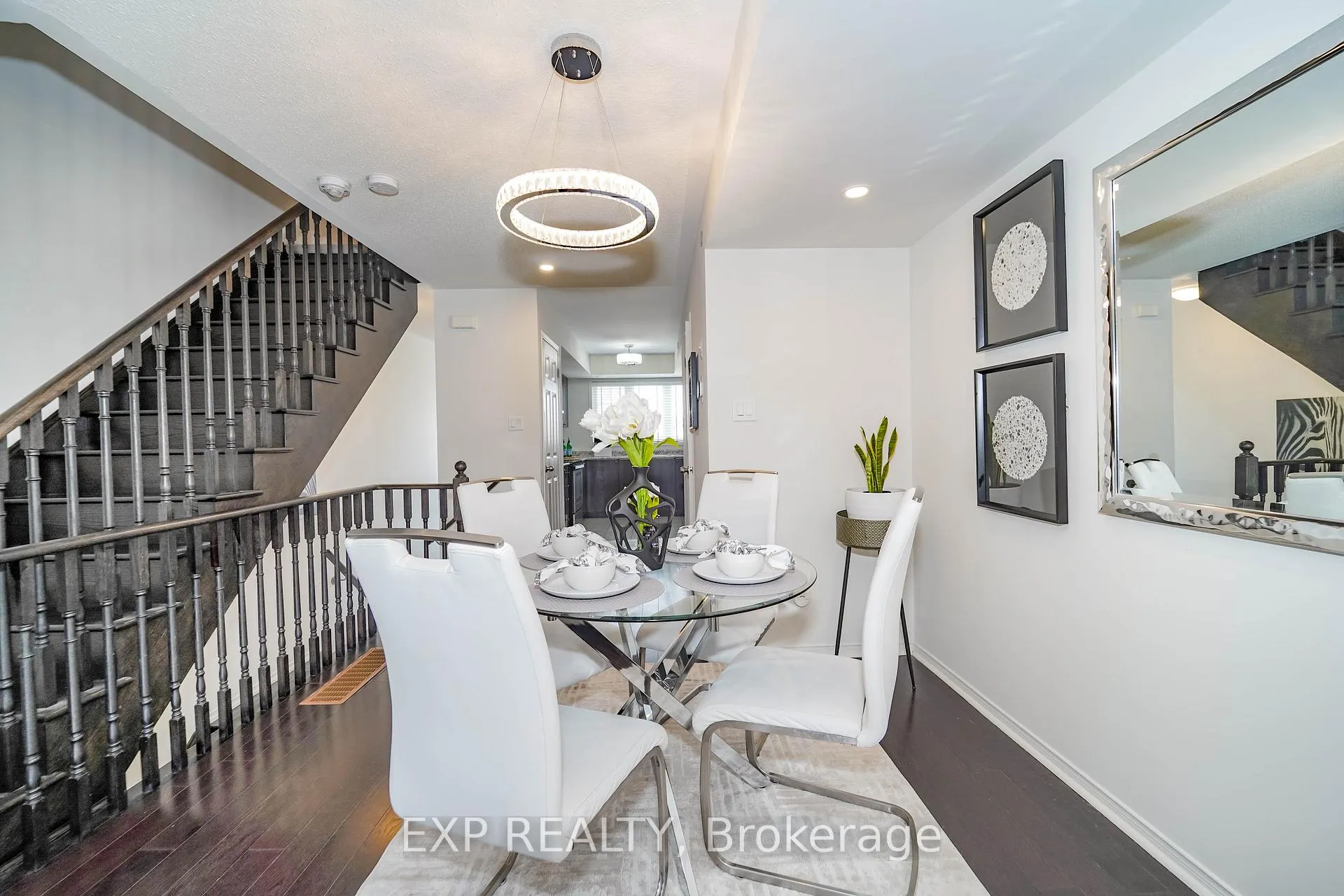 Photo 12 of 2560 Bromus Path, Oshawa, Windfields — HOMEH