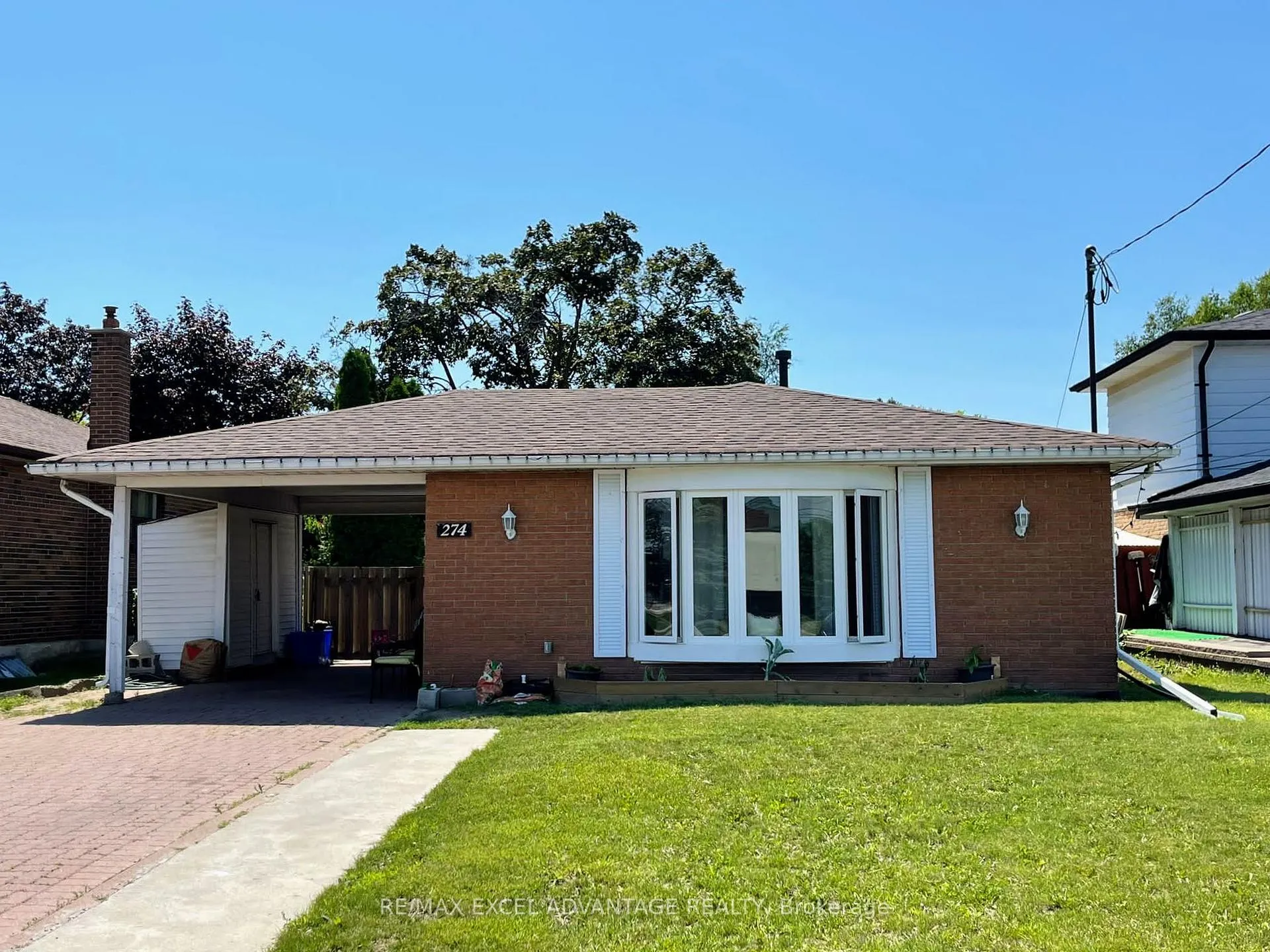 Front of Unit Main, 274 Harmony Road N