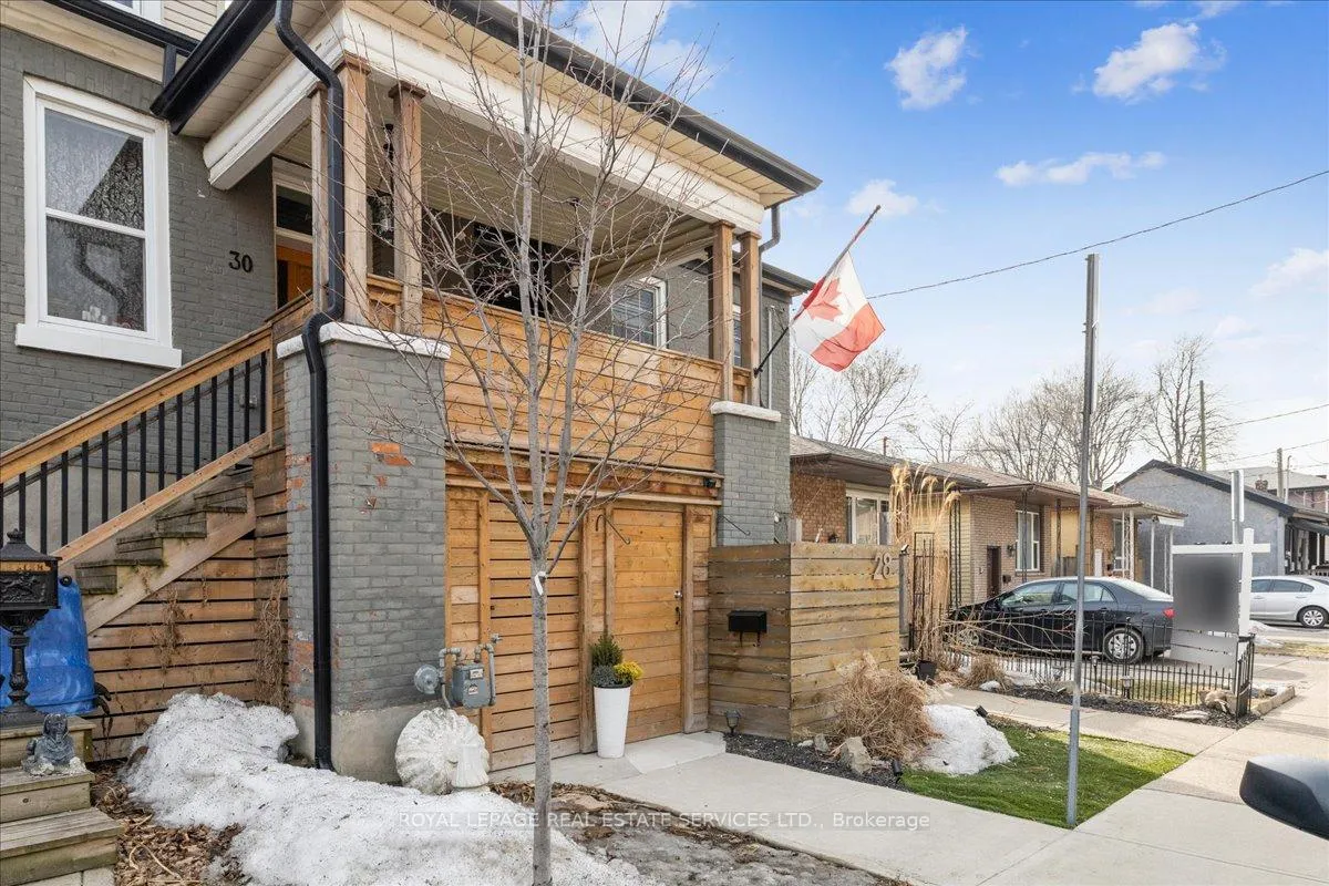 Photo 2 of Unit Lower, 28 Grove Street, Hamilton, Corktown — HOMEH