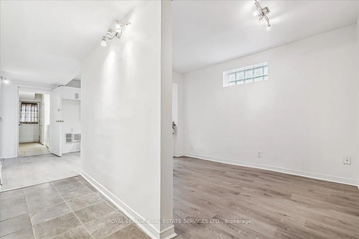 Photo 7 of Unit Lower, 28 Grove Street, Hamilton, Corktown — HOMEH