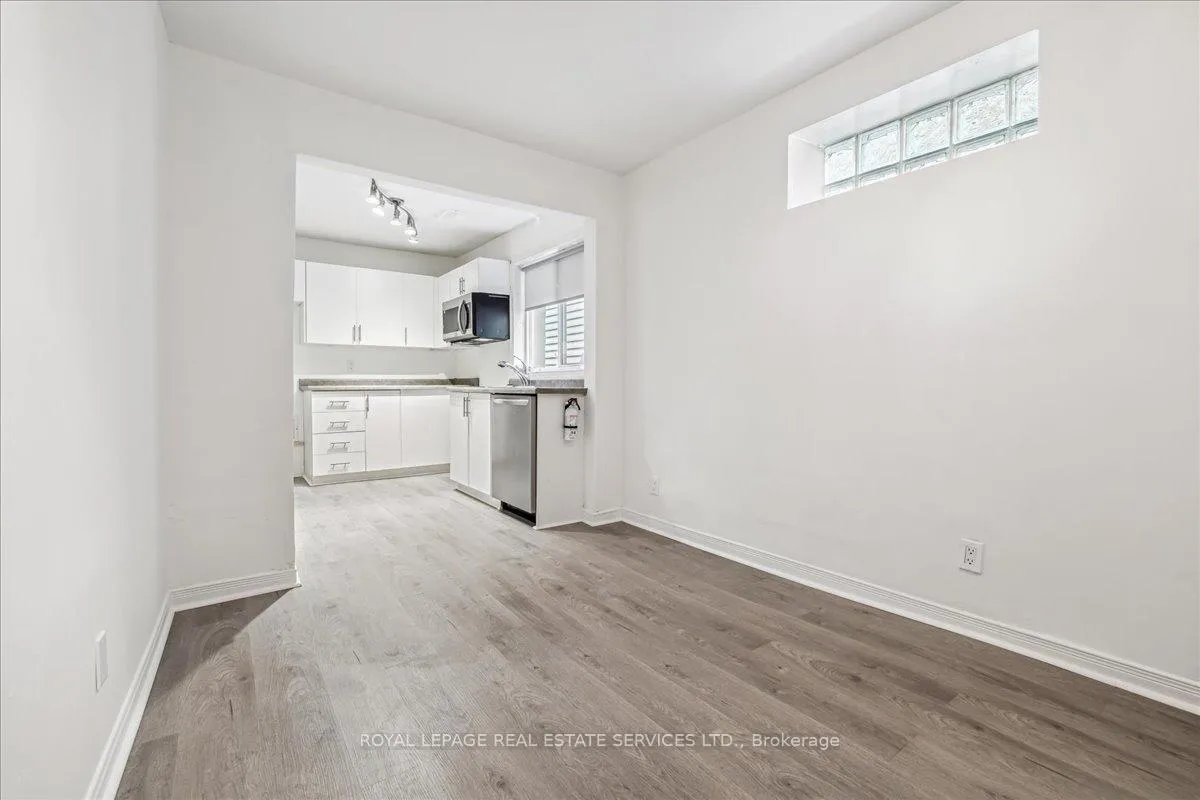 Photo 8 of Unit Lower, 28 Grove Street, Hamilton, Corktown — HOMEH