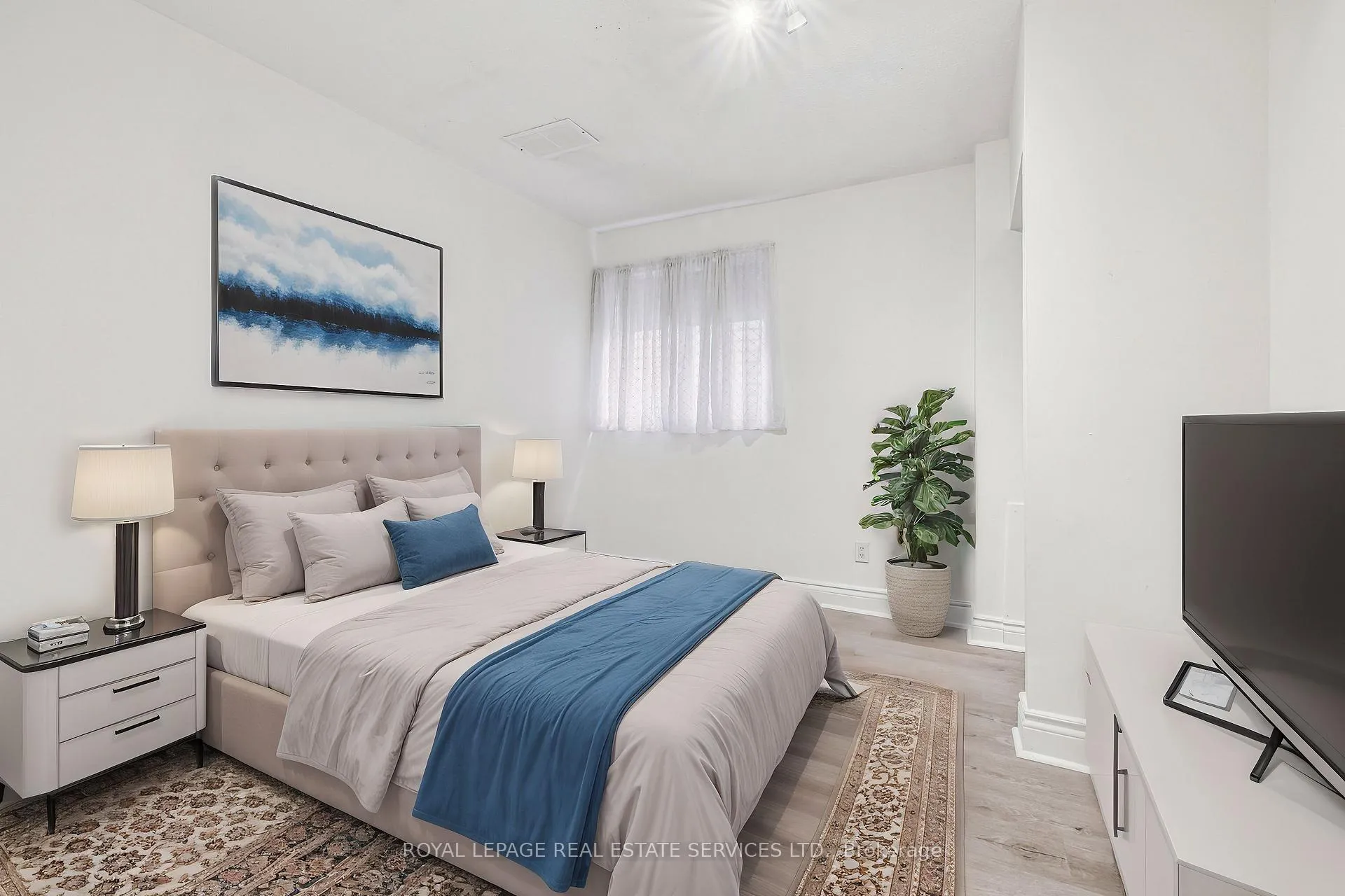 Photo 11 of Unit Lower, 28 Grove Street, Hamilton, Corktown — HOMEH