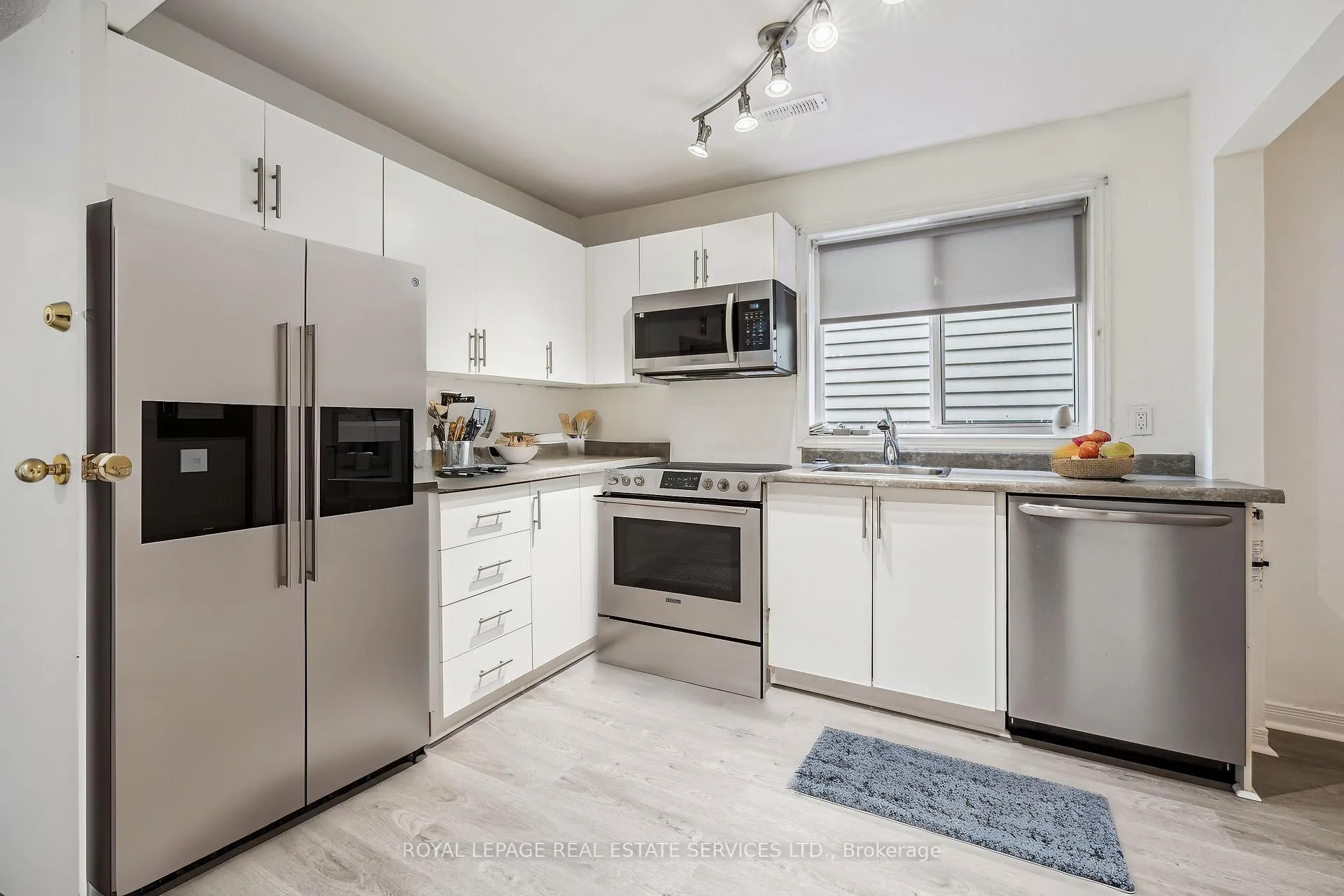 Photo 14 of Unit Lower, 28 Grove Street, Hamilton, Corktown — HOMEH