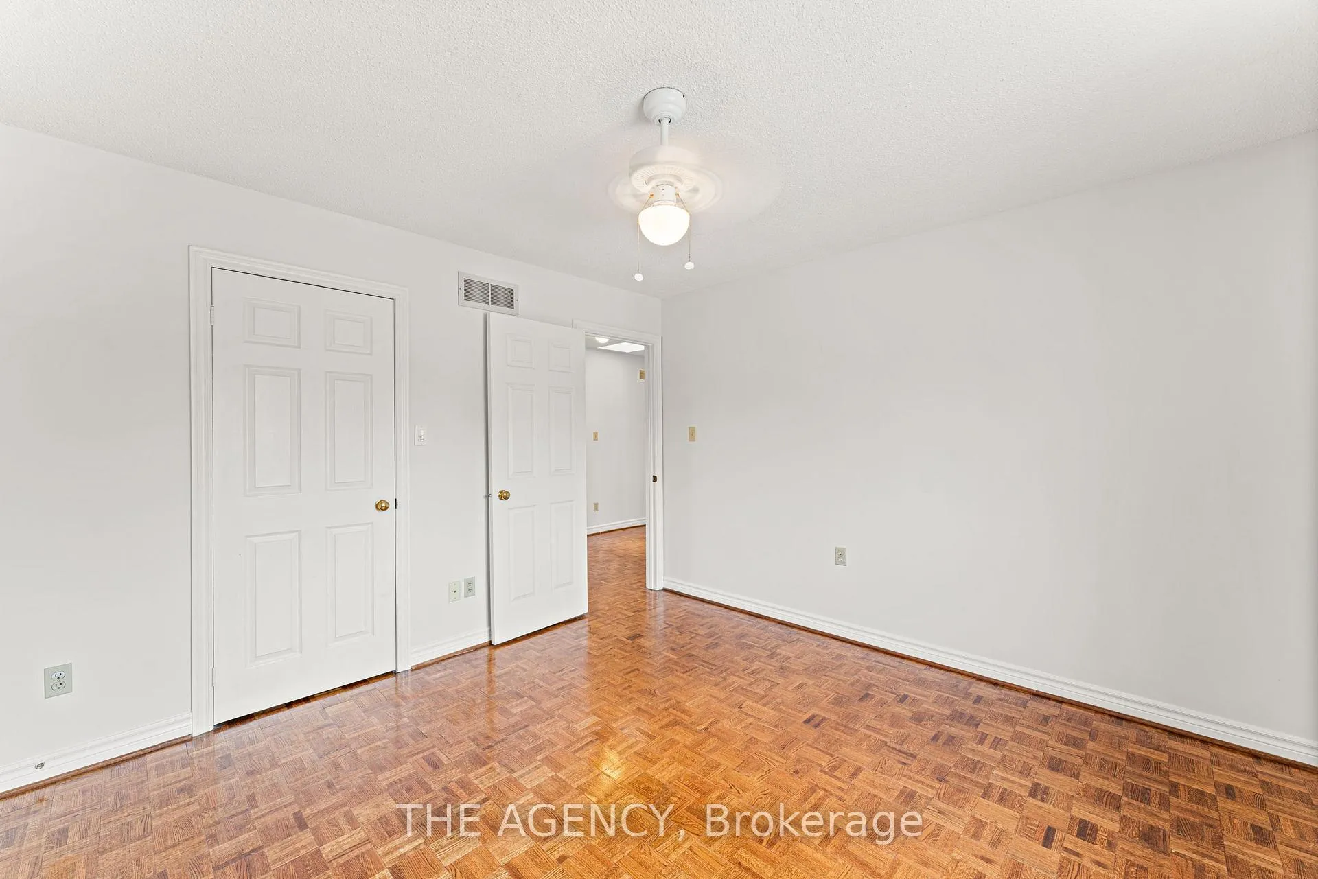 Photo 10 of 92 Russell Snider (Basement) Drive, King, Nobleton — HOMEH