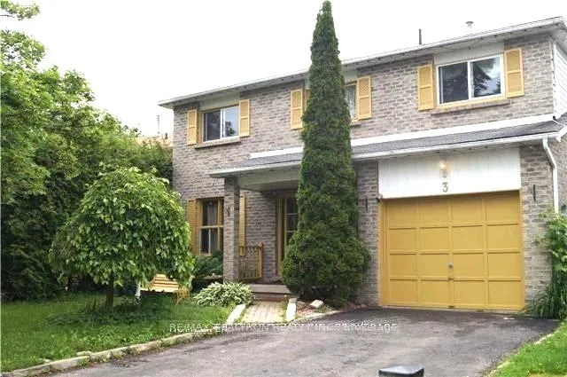 Front of 3 Mowat Court