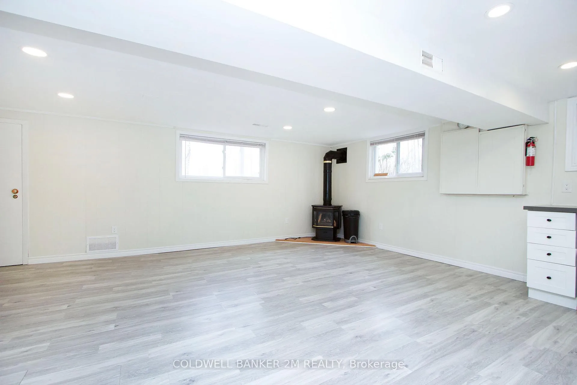 Photo 6 of 297 Admiral Road, Oshawa, McLaughlin — HOMEH