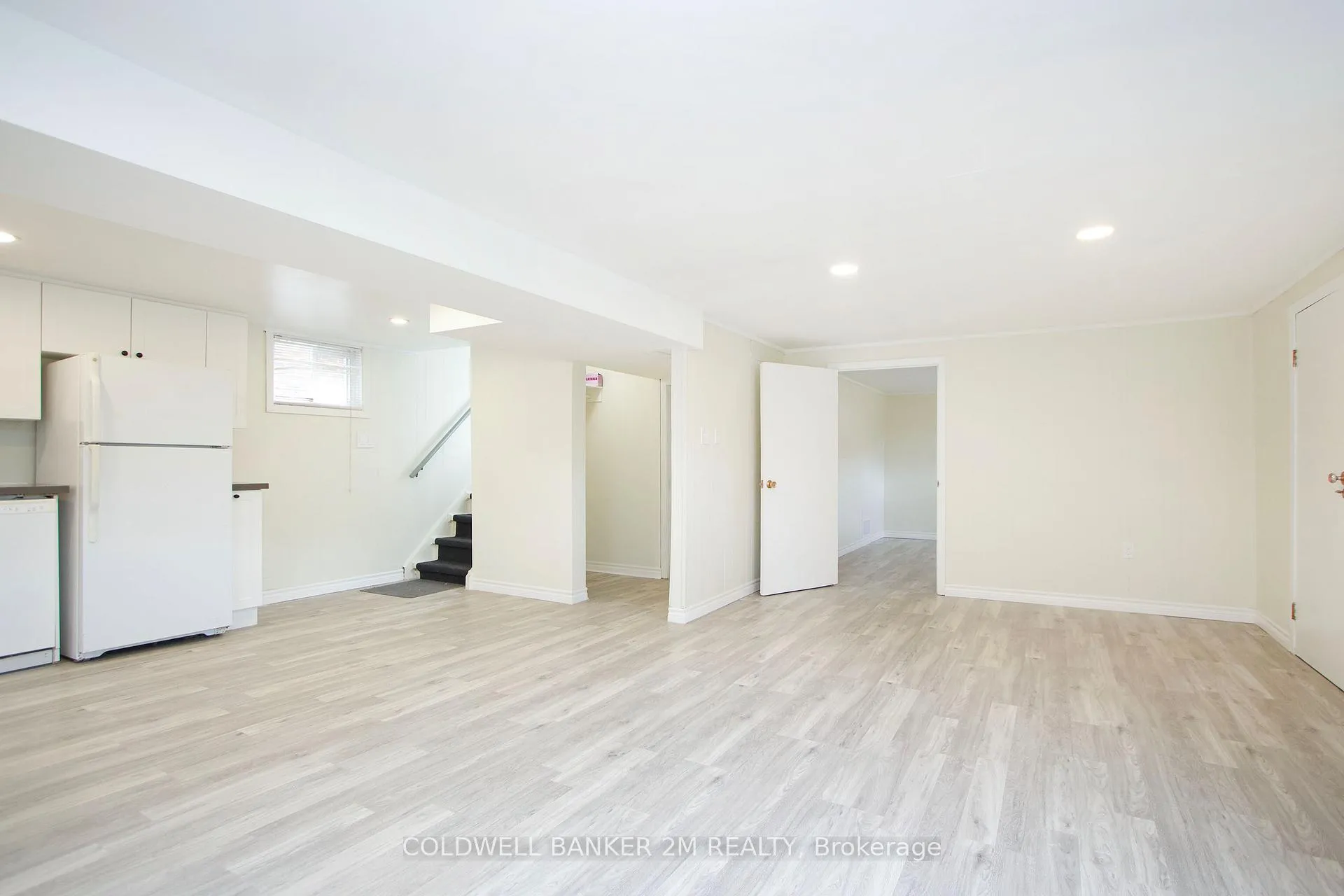 Photo 8 of 297 Admiral Road, Oshawa, McLaughlin — HOMEH
