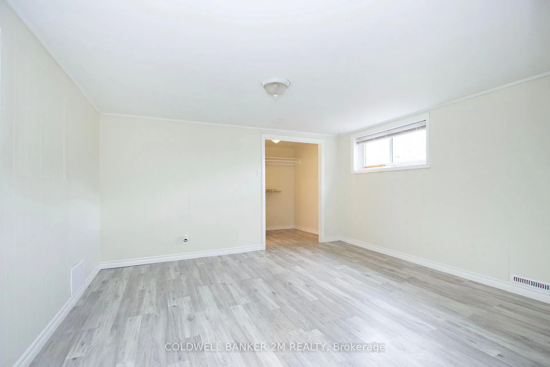 Photo 10 of 297 Admiral Road, Oshawa, McLaughlin — HOMEH