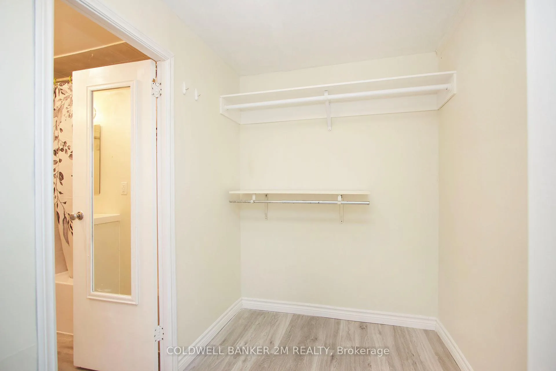 Photo 11 of 297 Admiral Road, Oshawa, McLaughlin — HOMEH