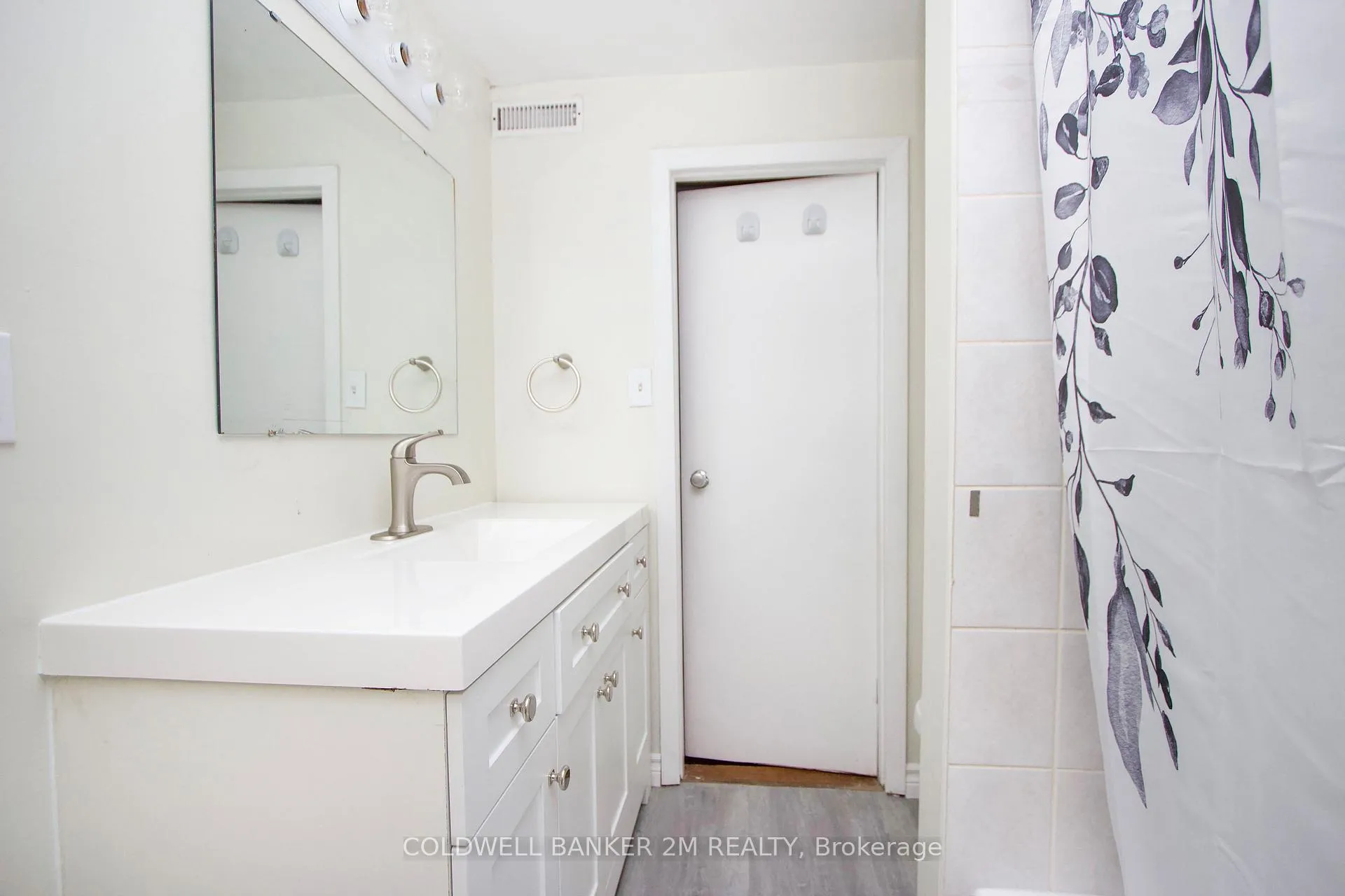 Photo 12 of 297 Admiral Road, Oshawa, McLaughlin — HOMEH