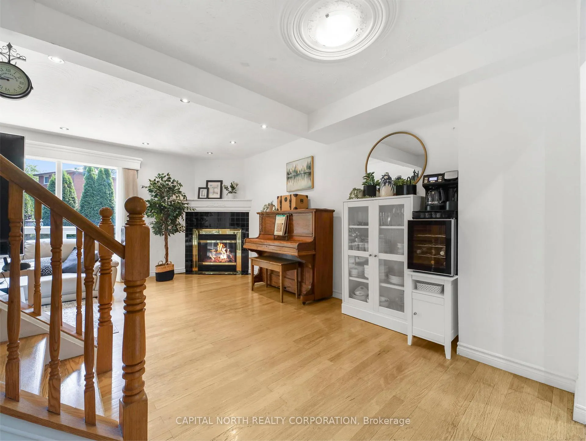 Photo 6 of Unit 9, 618 Barton Street, Hamilton, Stoney Creek — HOMEH
