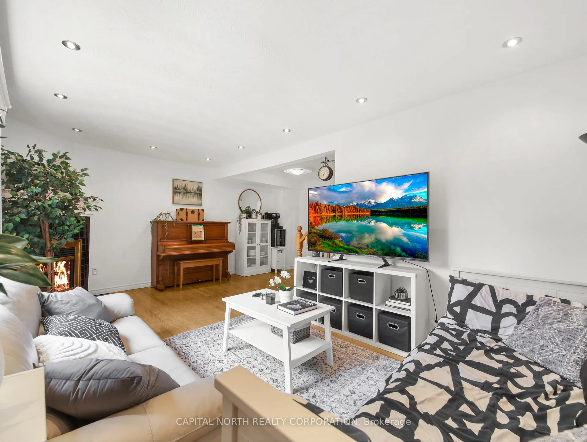 Photo 8 of Unit 9, 618 Barton Street, Hamilton, Stoney Creek — HOMEH