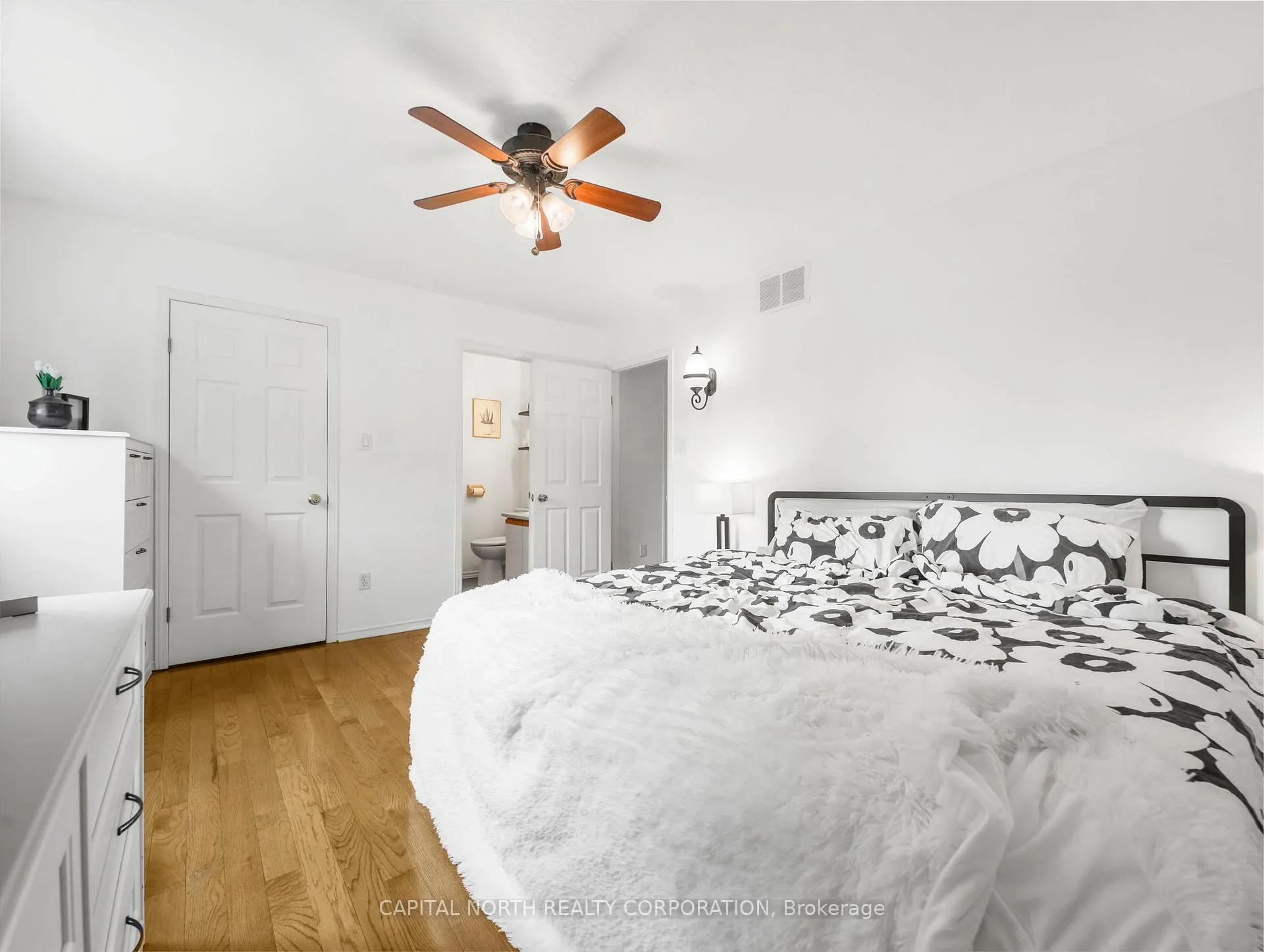 Photo 14 of Unit 9, 618 Barton Street, Hamilton, Stoney Creek — HOMEH