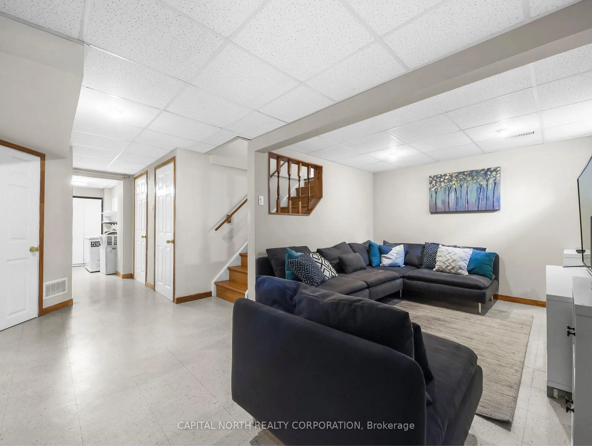Photo 17 of Unit 9, 618 Barton Street, Hamilton, Stoney Creek — HOMEH