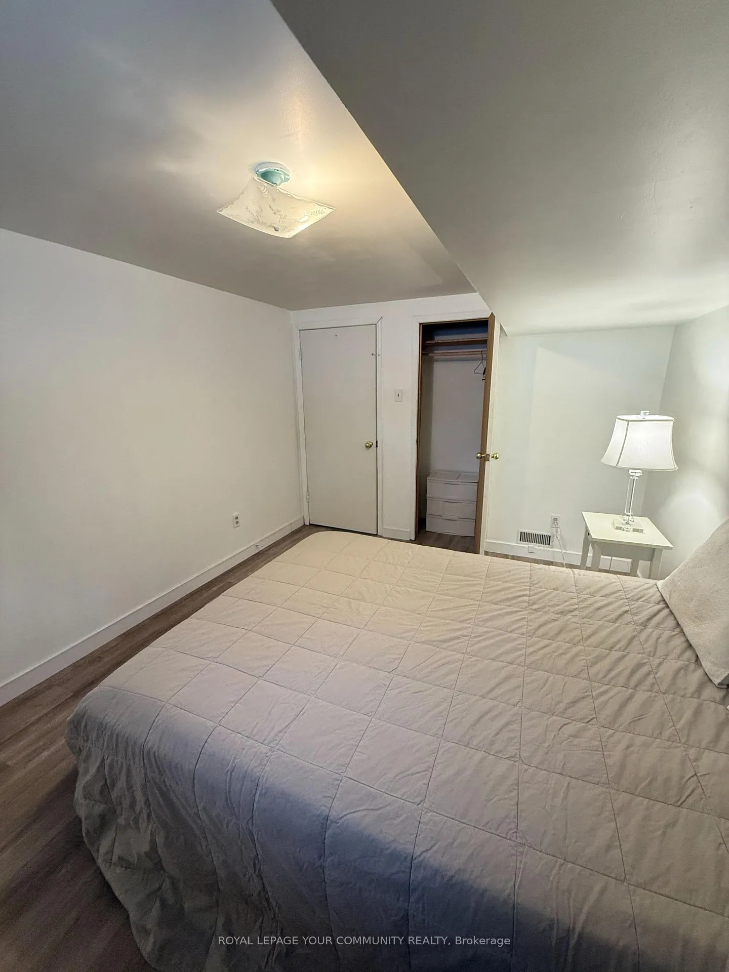 Photo 7 of Unit lower, 12 Bailey Crescent, Aurora, Aurora Highlands — HOMEH