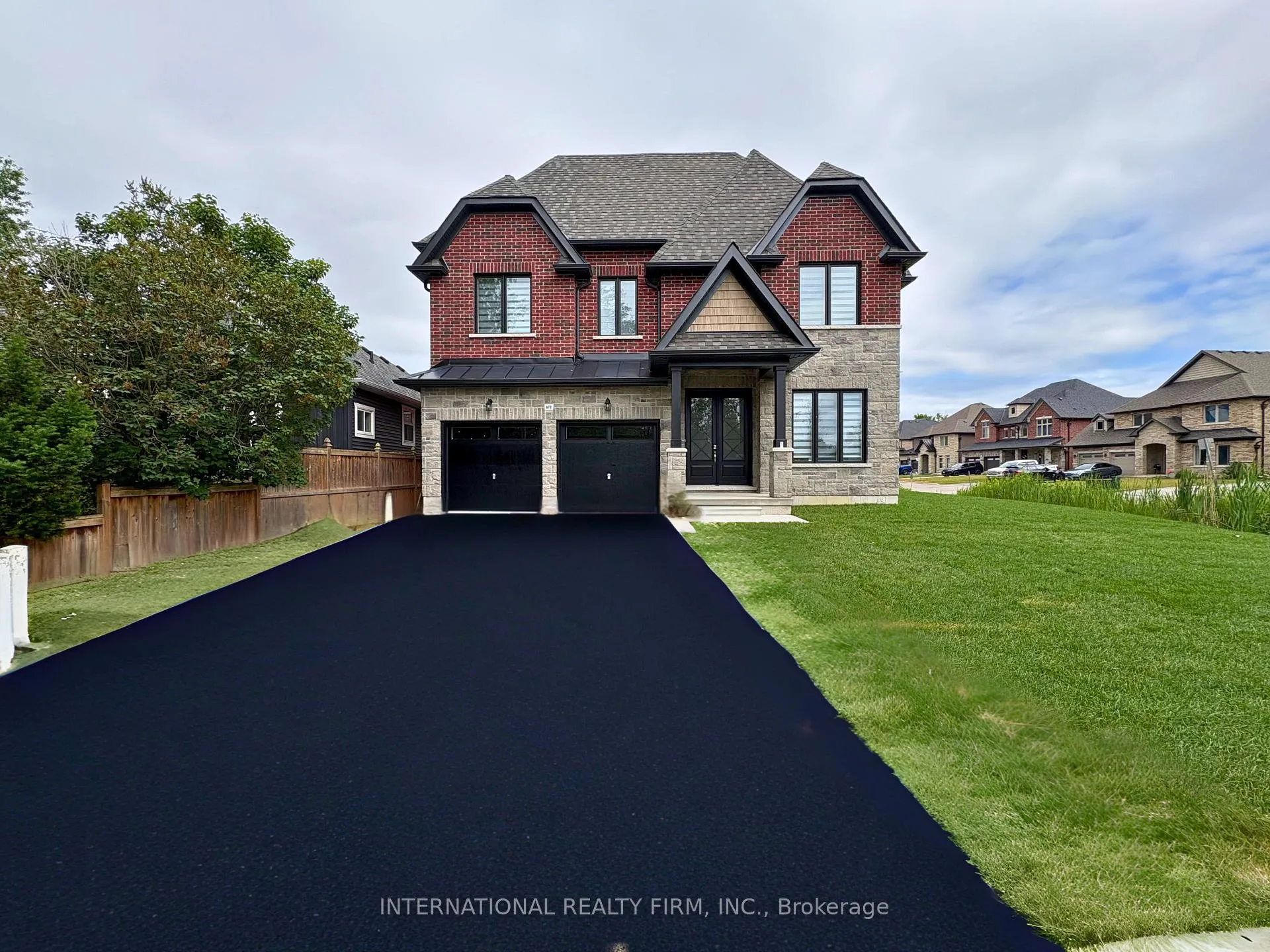 Photo 1 of Unit 1, 670 Park Road, Innisfil, Alcona — HOMEH