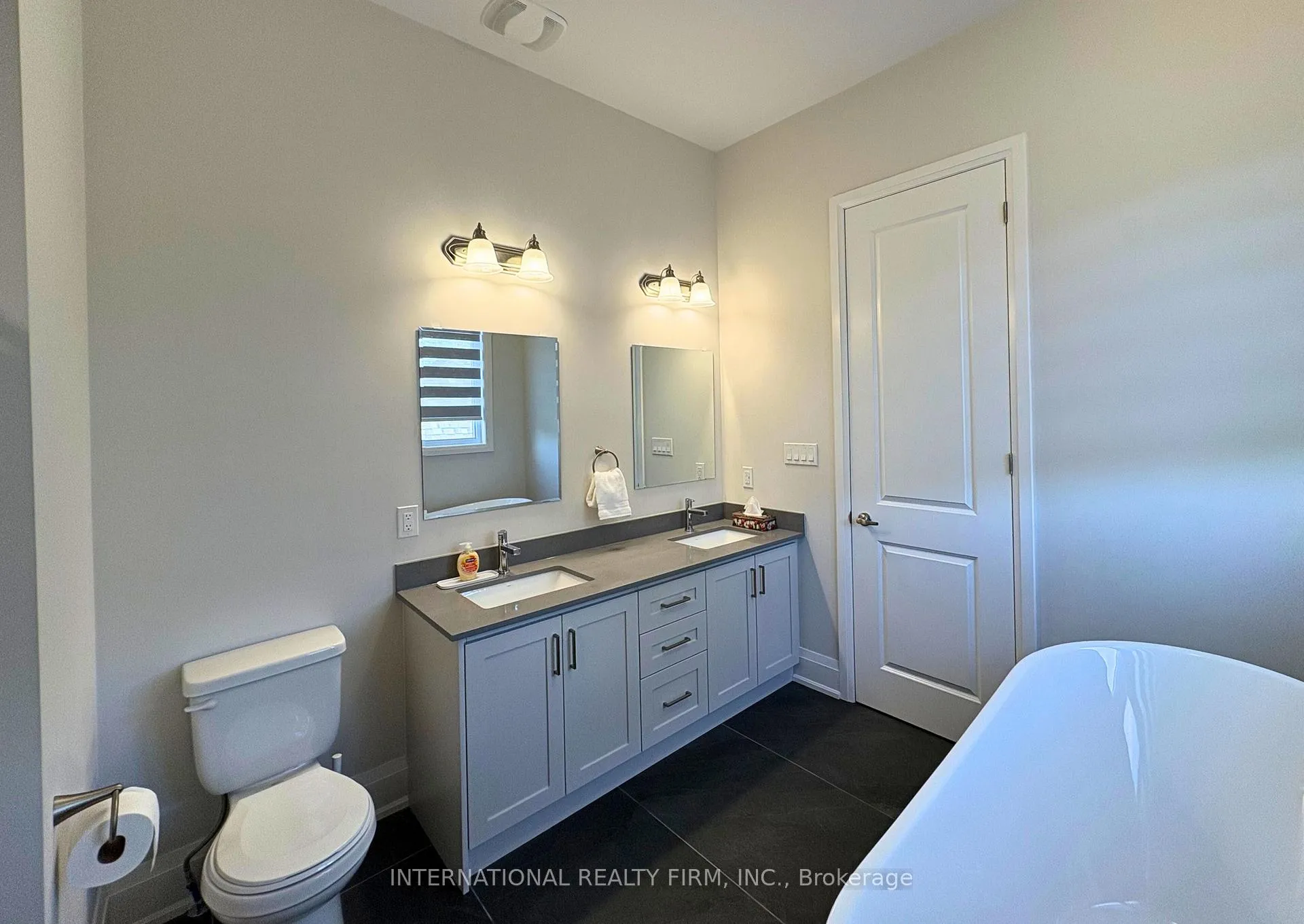 Photo 8 of Unit 1, 670 Park Road, Innisfil, Alcona — HOMEH