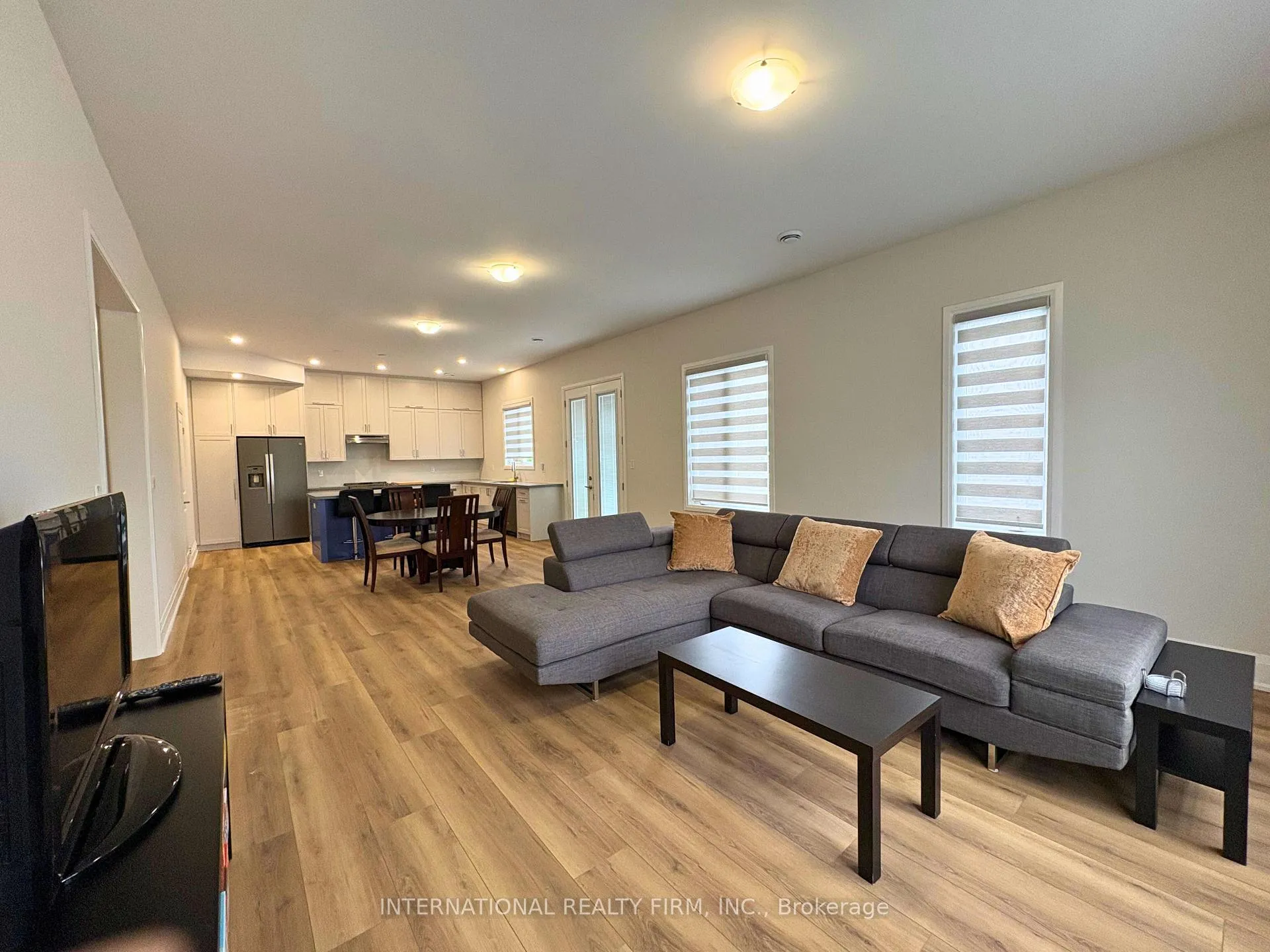 Photo 17 of Unit 1, 670 Park Road, Innisfil, Alcona — HOMEH