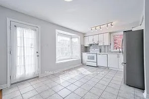 Photo 12 of 39 Roy Rainey Avenue, Markham, Wismer — HOMEH