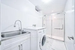 Photo 24 of 39 Roy Rainey Avenue, Markham, Wismer — HOMEH