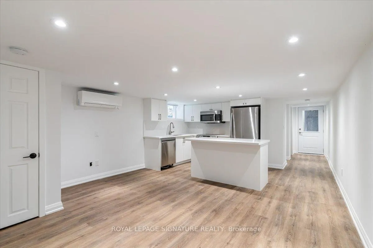 Front of Unit Basement, 184 Millwood Road N