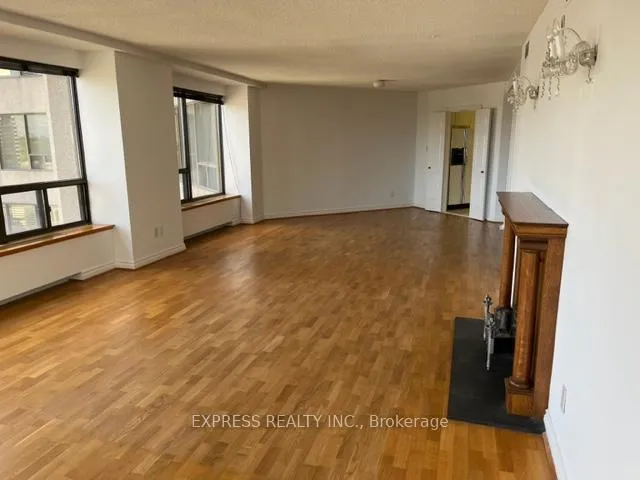 Photo 7 of Unit 2001, 175 Cumberland Street, Toronto, The Annex — HOMEH