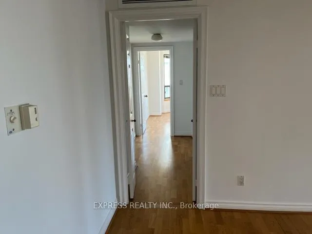 Photo 8 of Unit 2001, 175 Cumberland Street, Toronto, The Annex — HOMEH