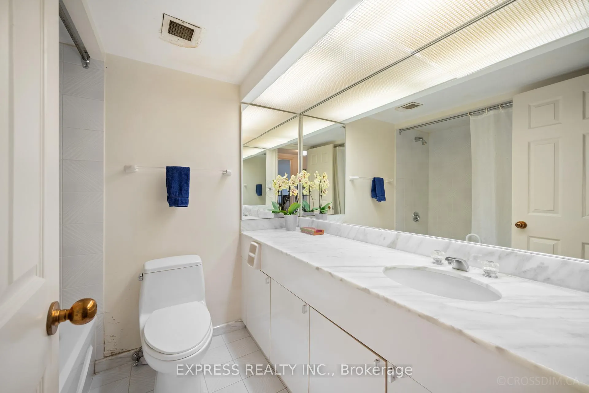 Photo 12 of Unit 2001, 175 Cumberland Street, Toronto, The Annex — HOMEH