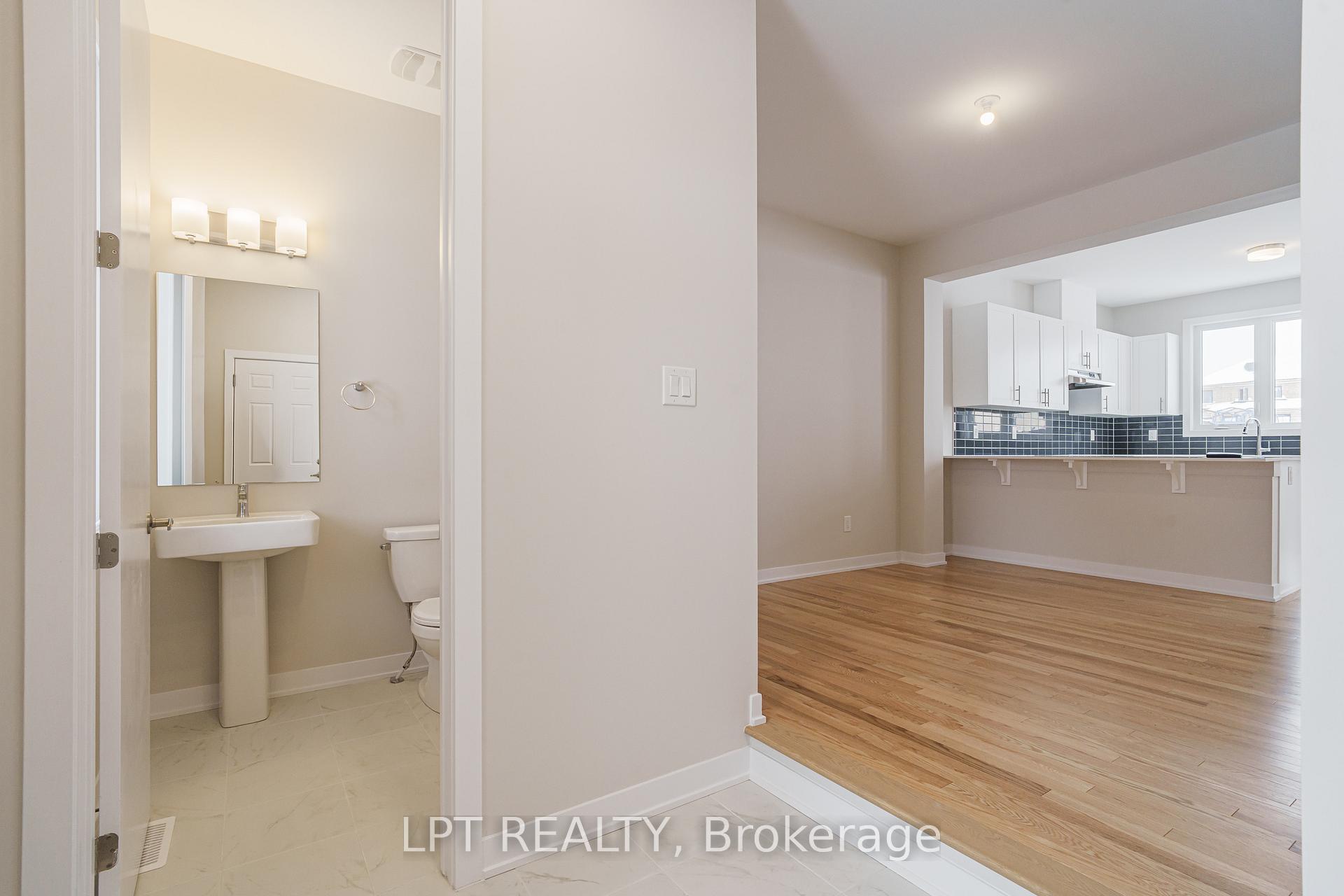 Photo 5 of 1937 Elevation Road, Ottawa, Barrhaven - Half Moon Bay — HOMEH