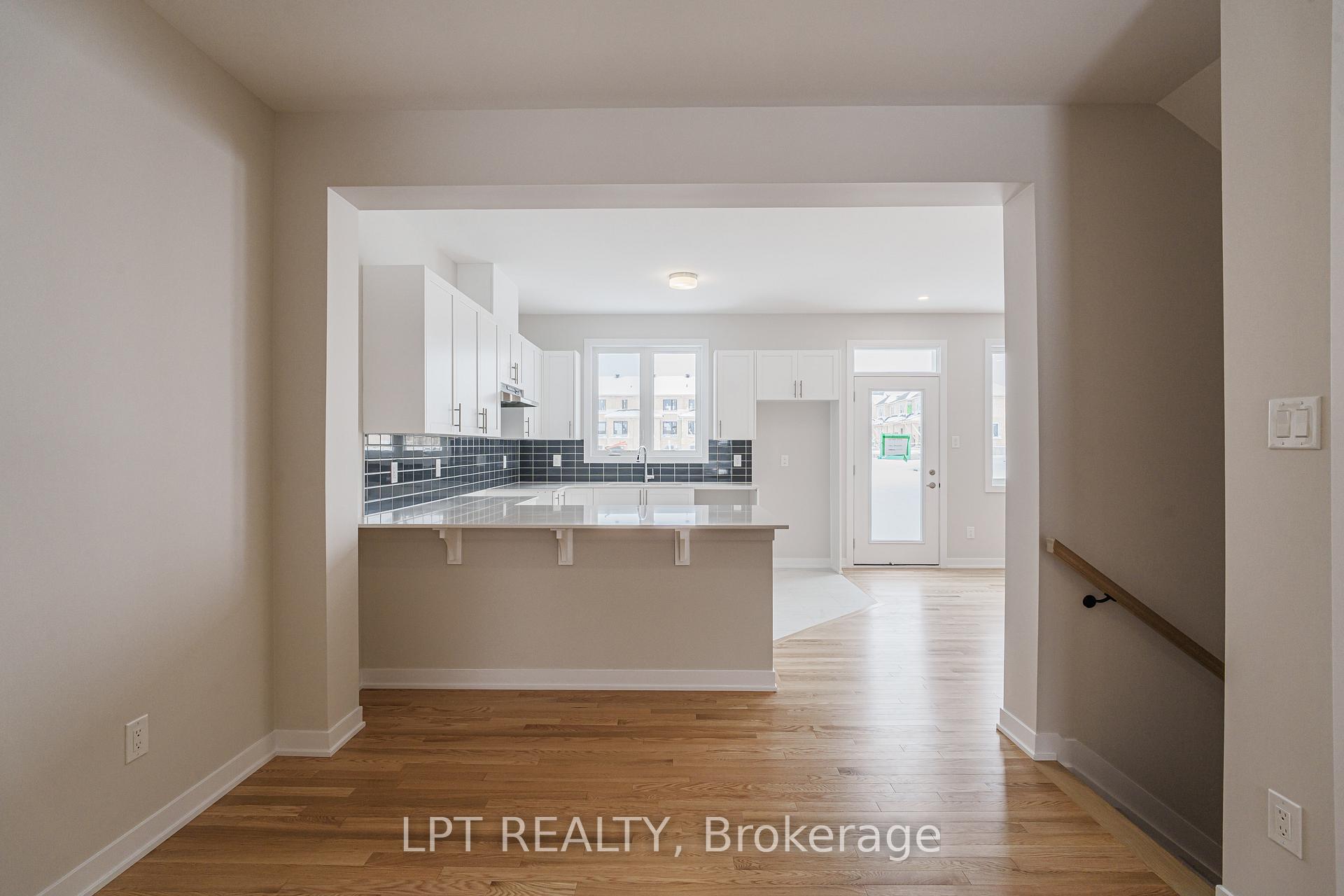 Photo 9 of 1937 Elevation Road, Ottawa, Barrhaven - Half Moon Bay — HOMEH