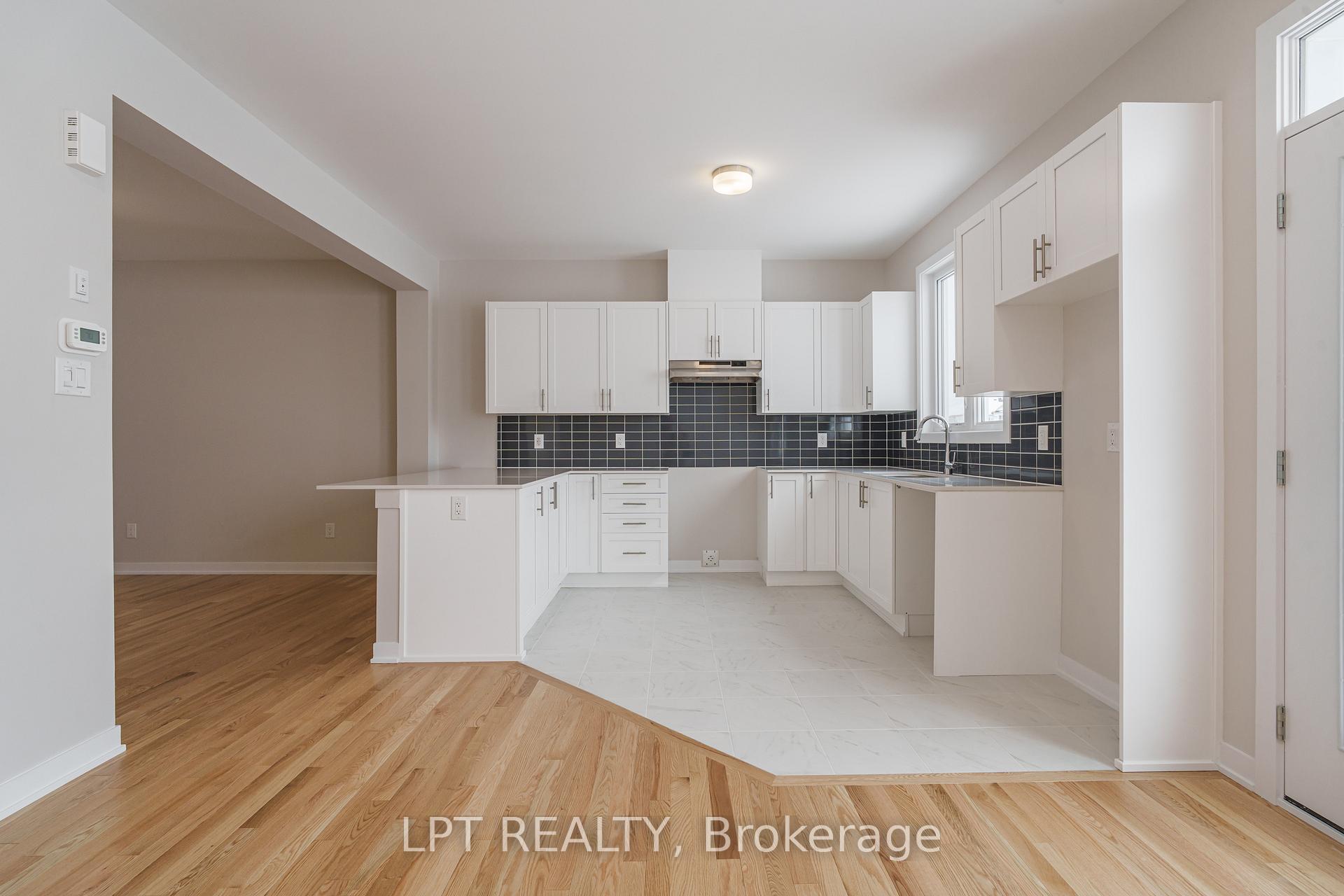 Photo 10 of 1937 Elevation Road, Ottawa, Barrhaven - Half Moon Bay — HOMEH