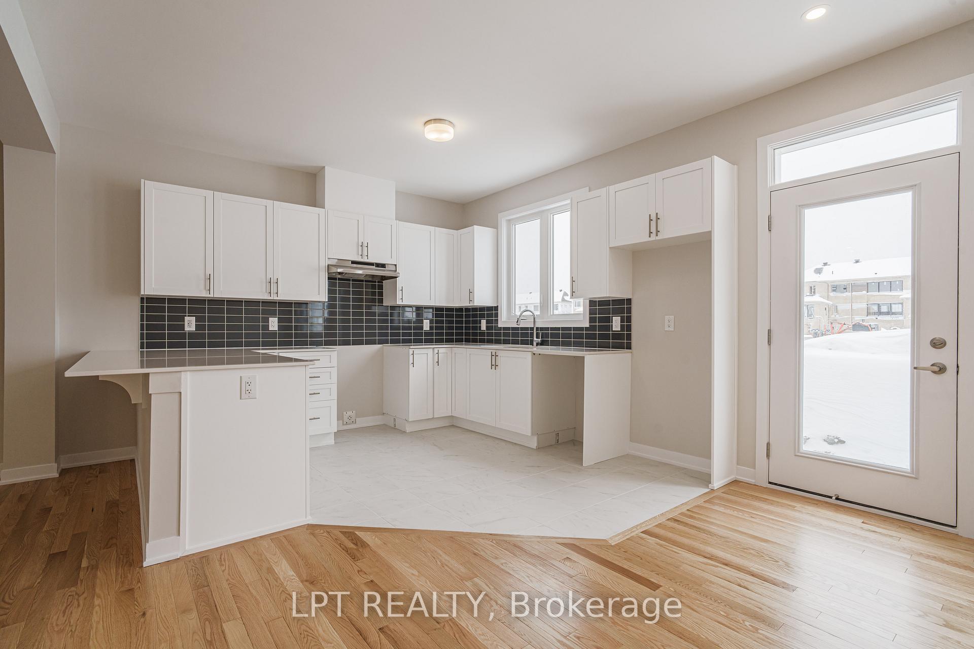 Photo 13 of 1937 Elevation Road, Ottawa, Barrhaven - Half Moon Bay — HOMEH