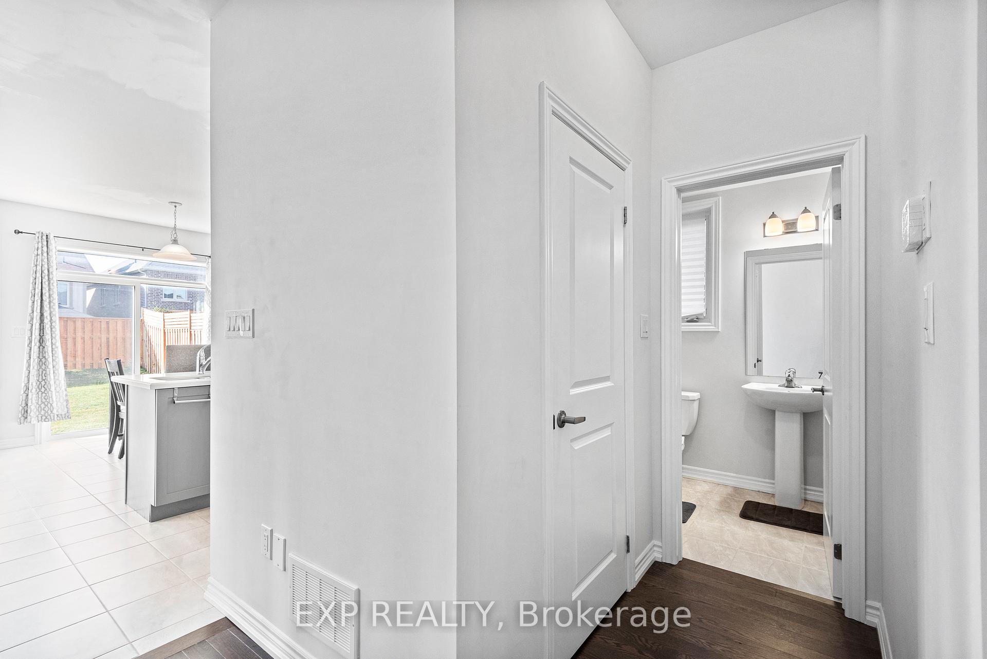 Photo 10 of 56 Horizon Avenue, Cavan Monaghan, Cavan Twp — HOMEH