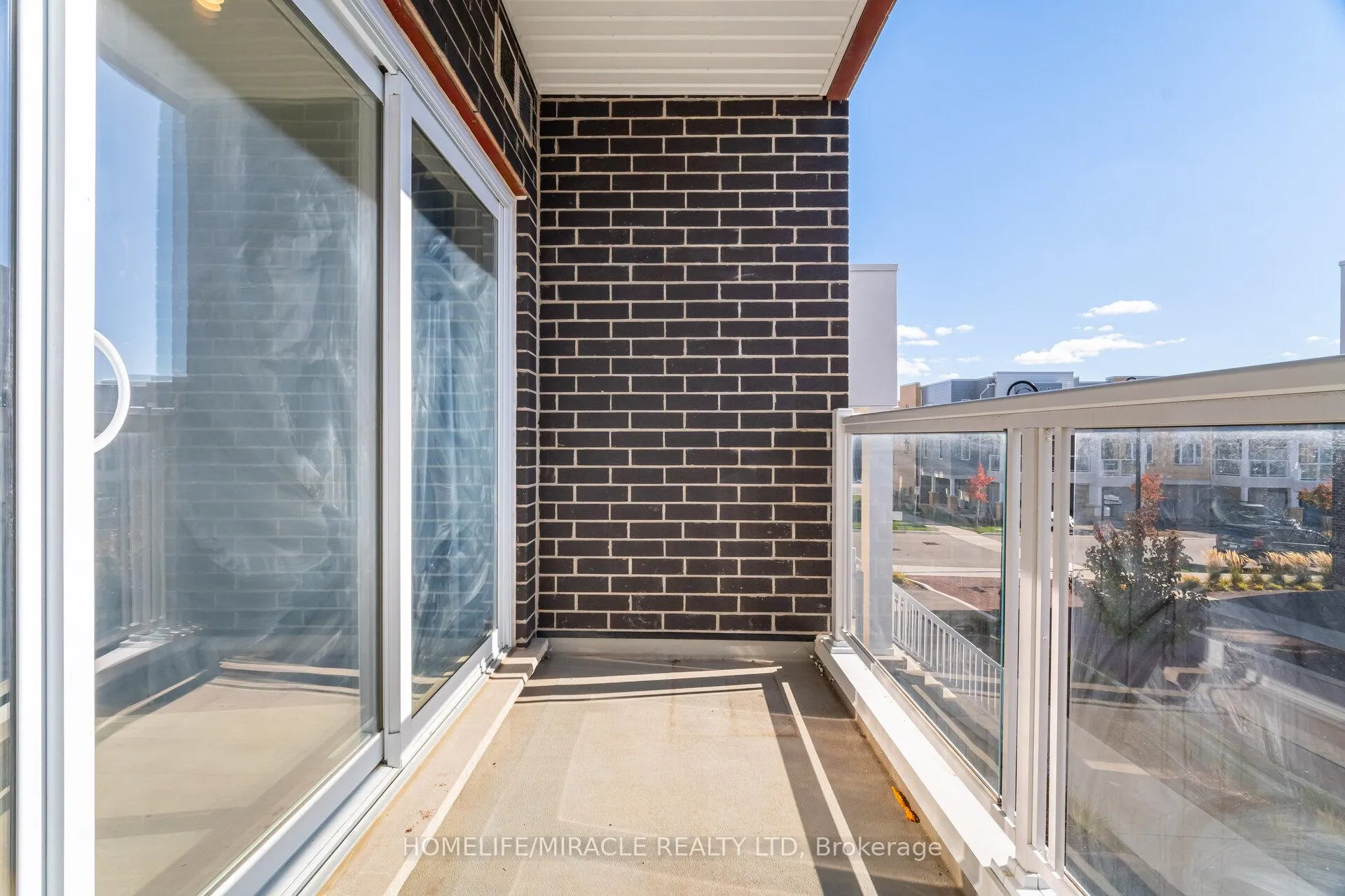 Photo 9 of 15 Visionary Avenue, Kitchener — HOMEH
