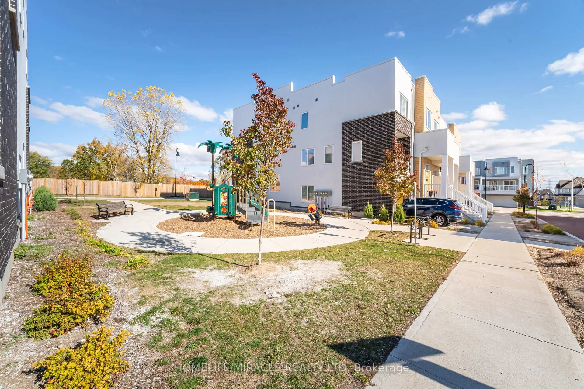 Photo 40 of 15 Visionary Avenue, Kitchener — HOMEH