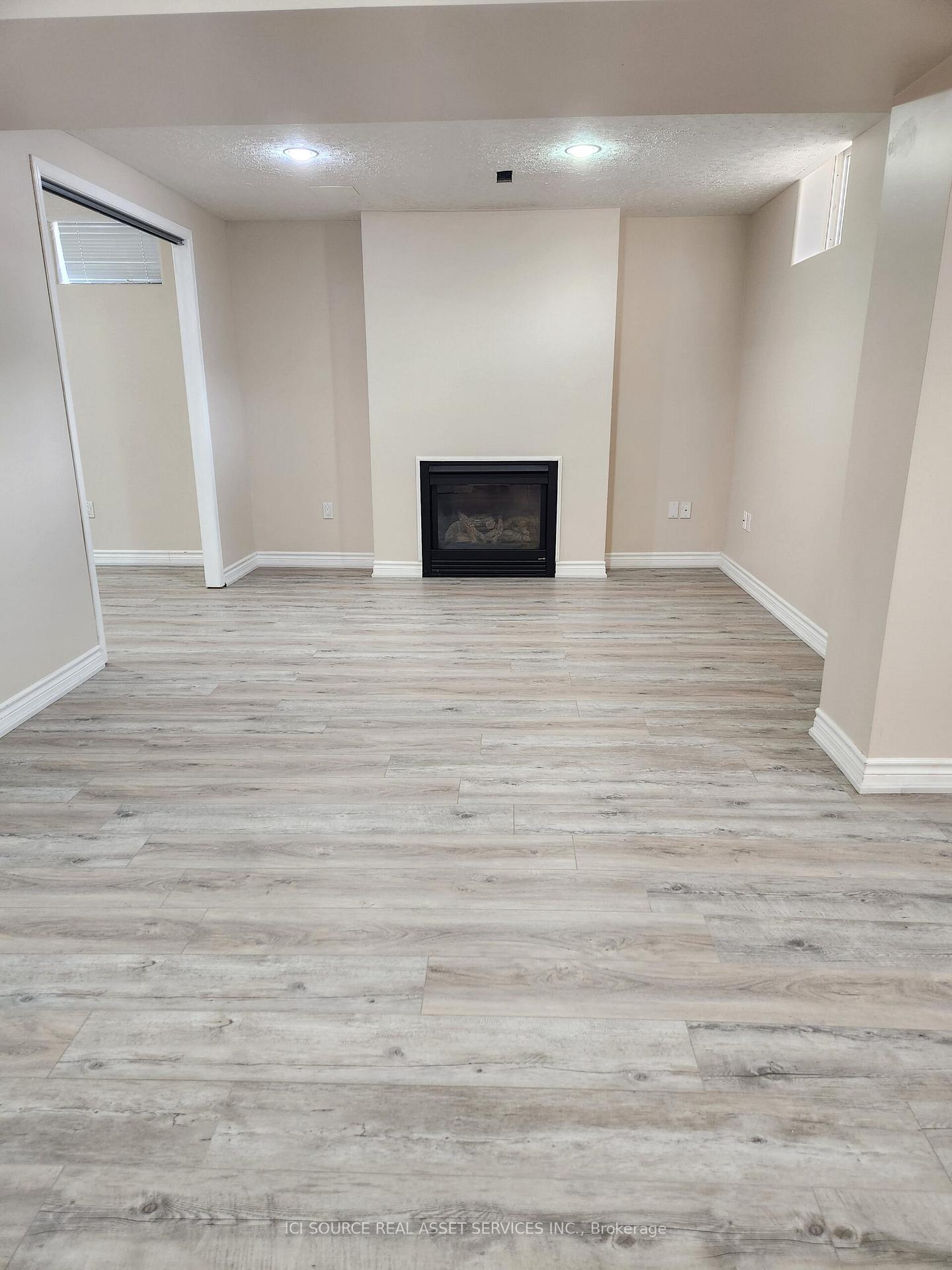 Photo 15 of 2037 Mckerlie Crescent, Burlington, Rose — HOMEH